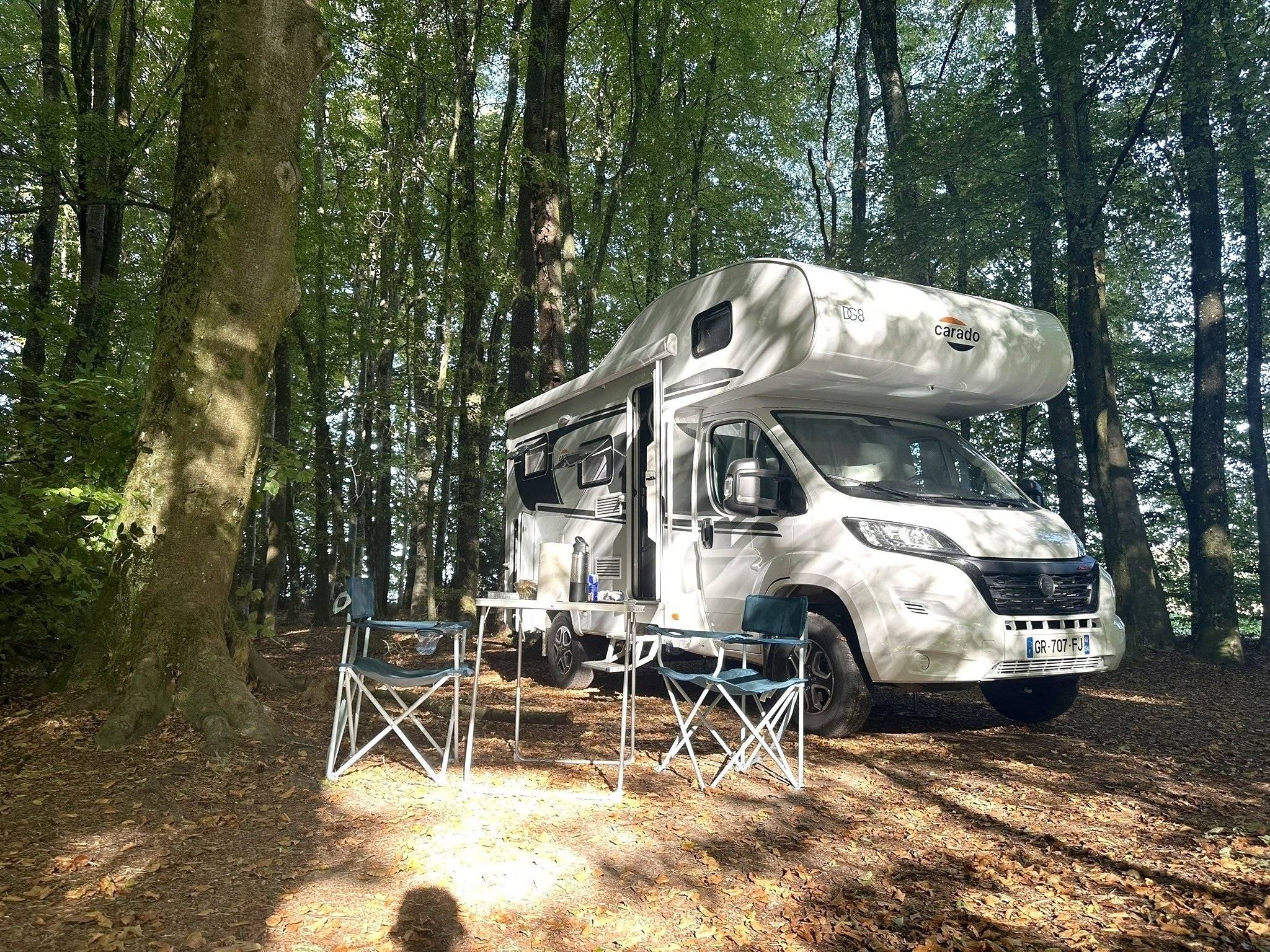 schräge Vorderansicht Fiat Ducato - Yescapa