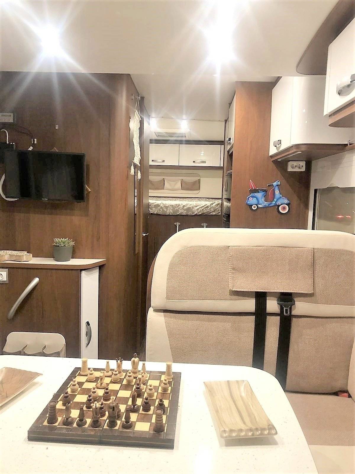 Elnagh 2,3 l 130 ch.