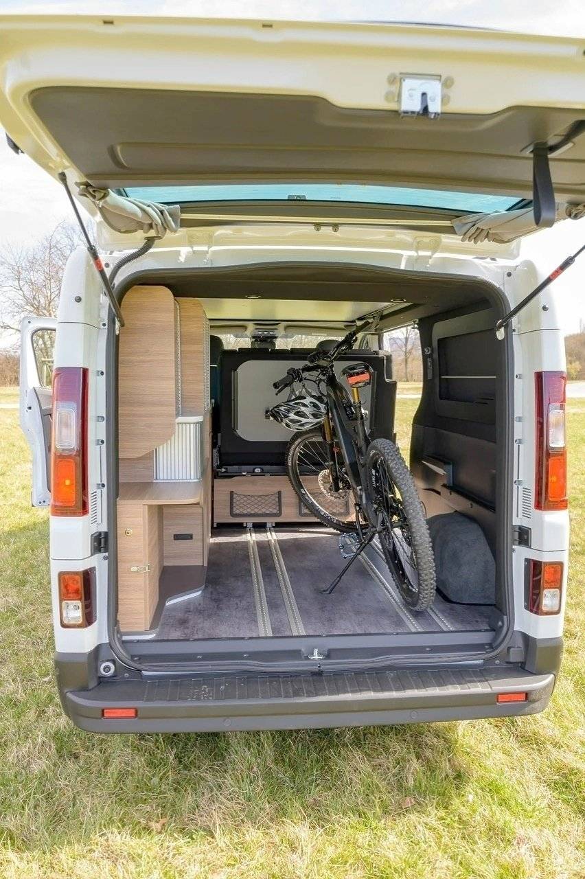 Mooveo &amp; Pilote "NASA"