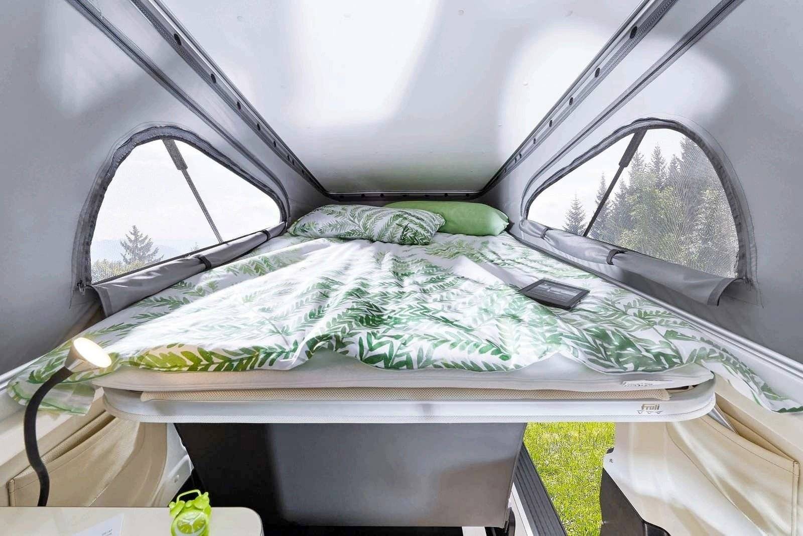 Berth Volkswagen Volkswagen T6.1 (Automatic) - Yescapa