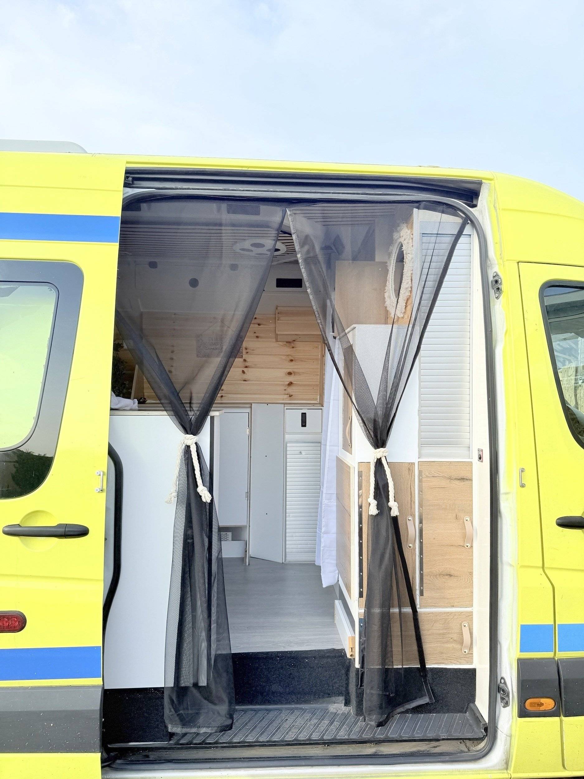 Berth Mercedes Sprinter 2,2 l 163 ch - Yescapa