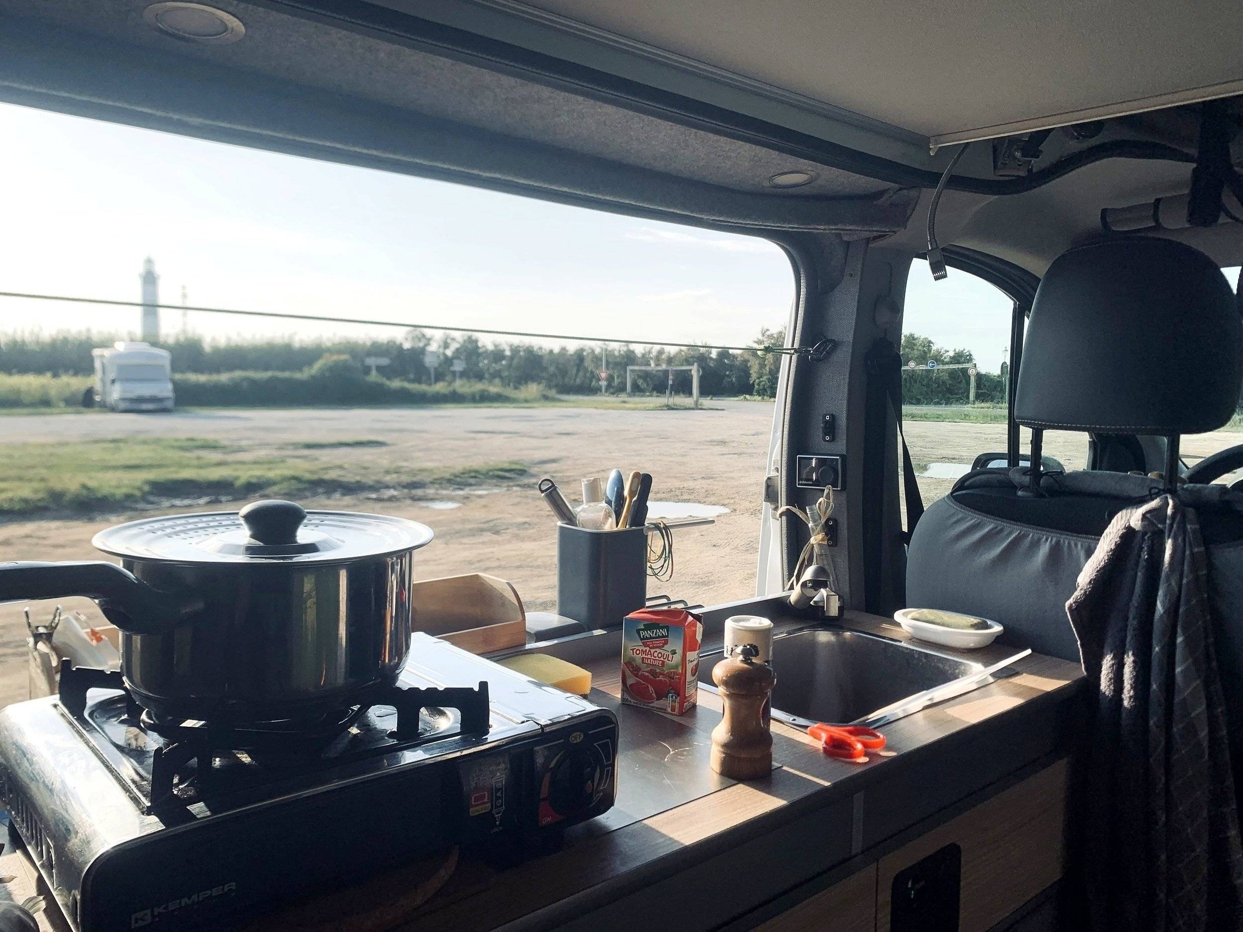 Renault Trafic3 L2H1 1,6 l 140 ch