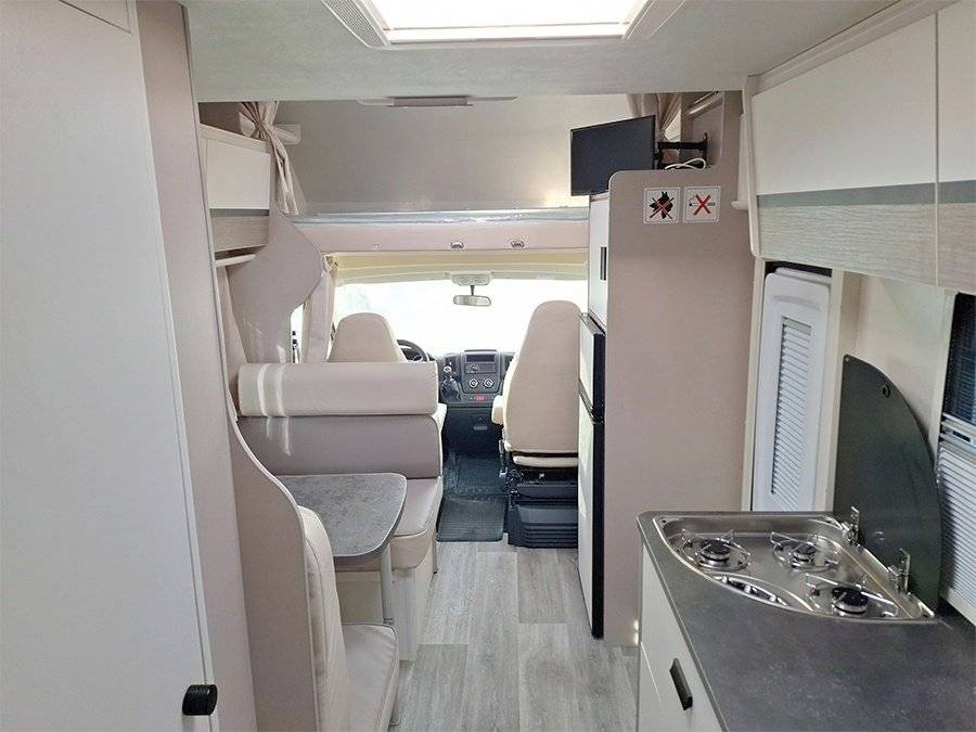 Dinette Peugeot Peugeot Boxer - Yescapa
