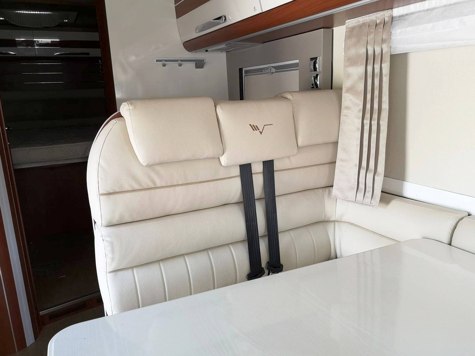 MOBILVETTA K YACHT TEKNO LINE 89