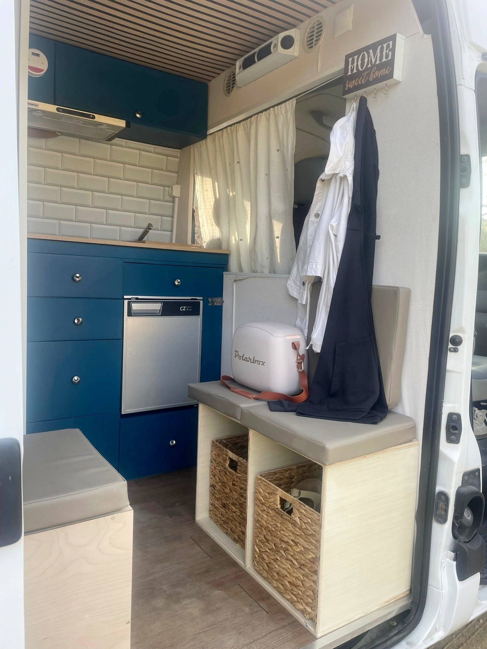 Comedor Renault Master 2,3 l 125 ch - Yescapa