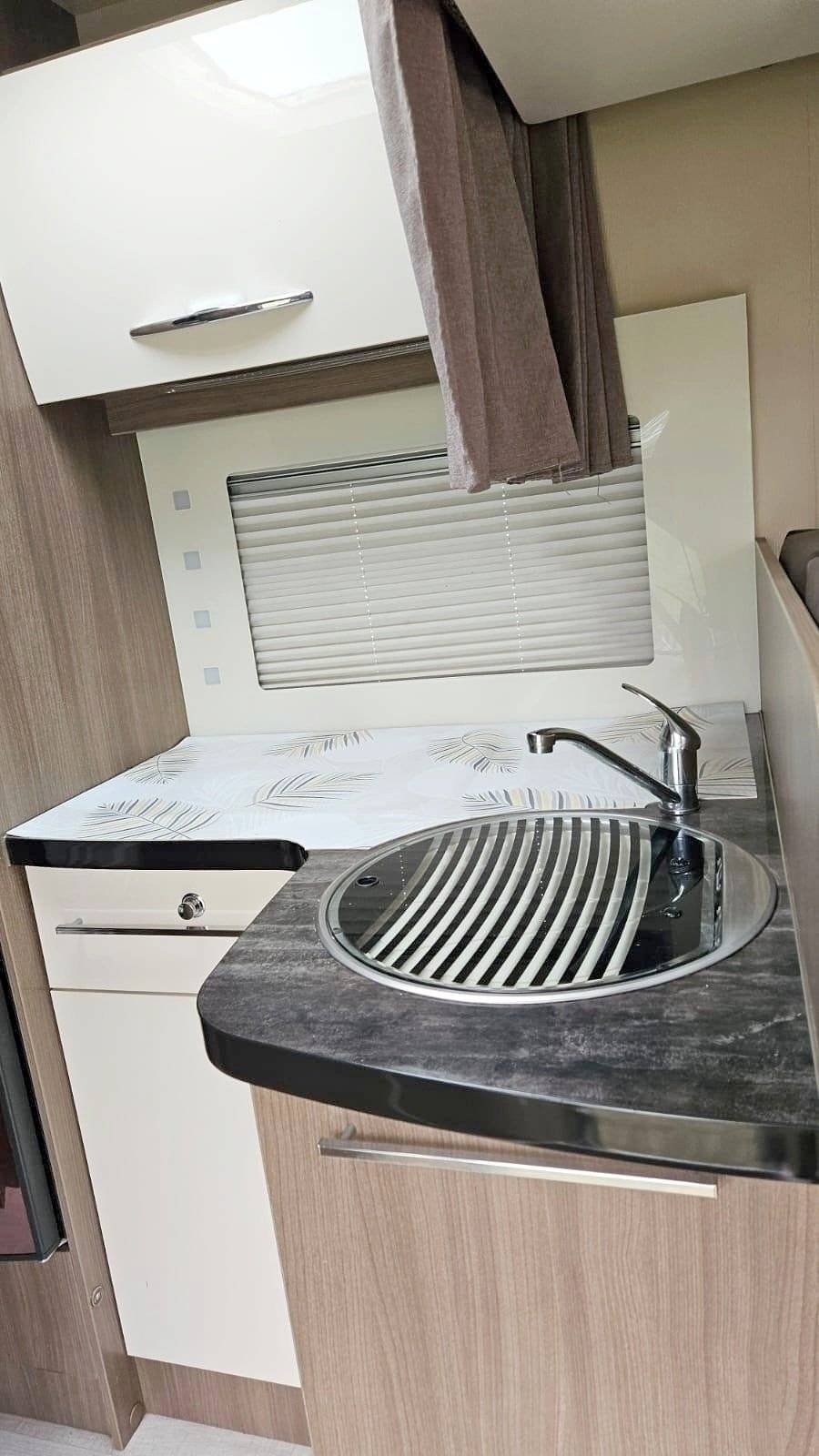 Kochnische Fiat Ducato 2,3 l 130 ch - Yescapa