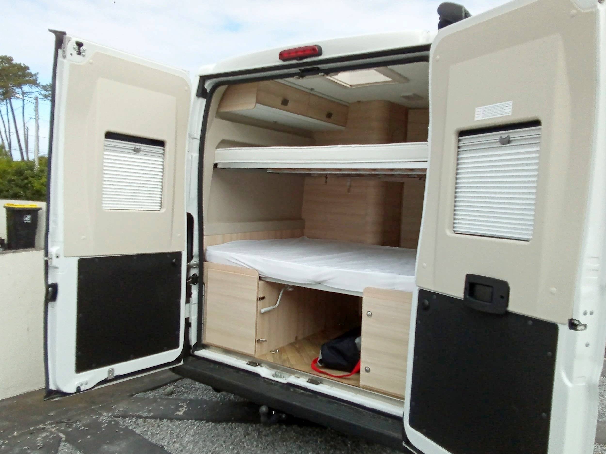 Berth Fiat Ducato 2,2 140cv - Yescapa