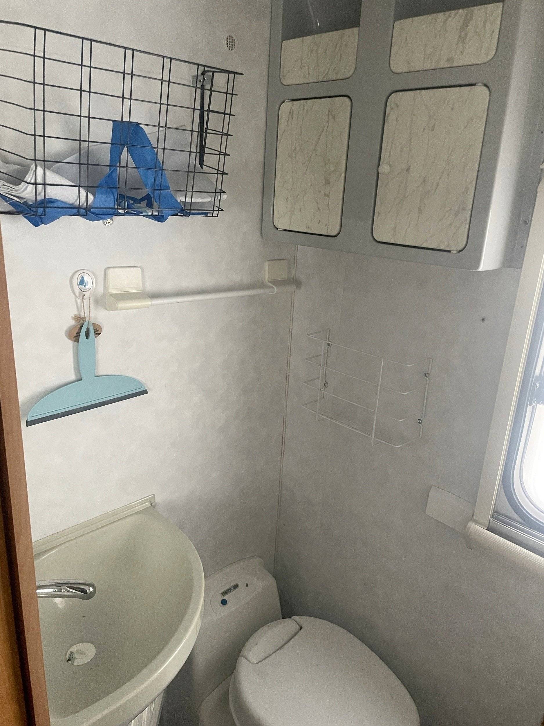 Adria Adriatix 572 DK