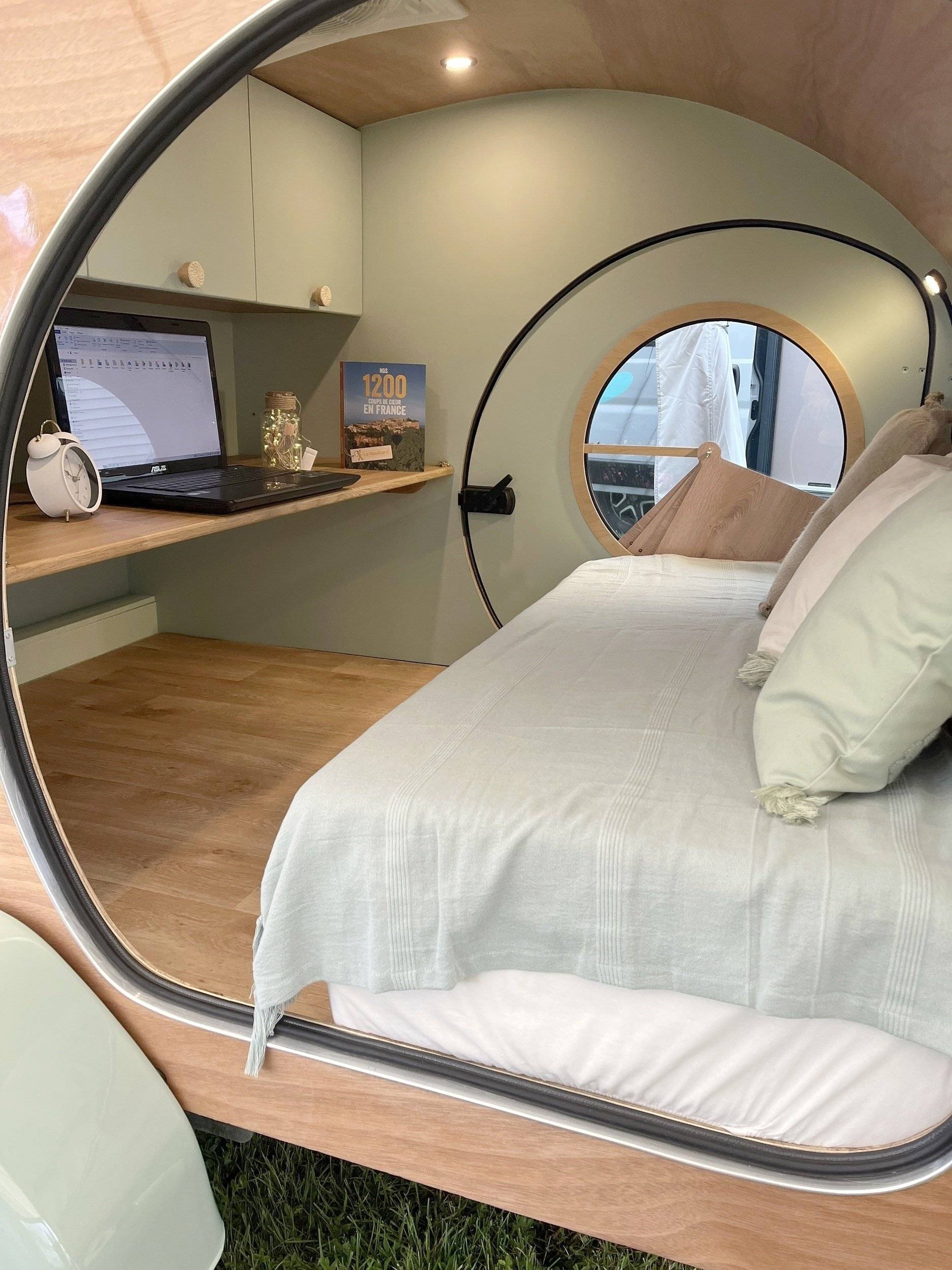 LES PETITES VOYAGEUSES Les petites Voyageuses 