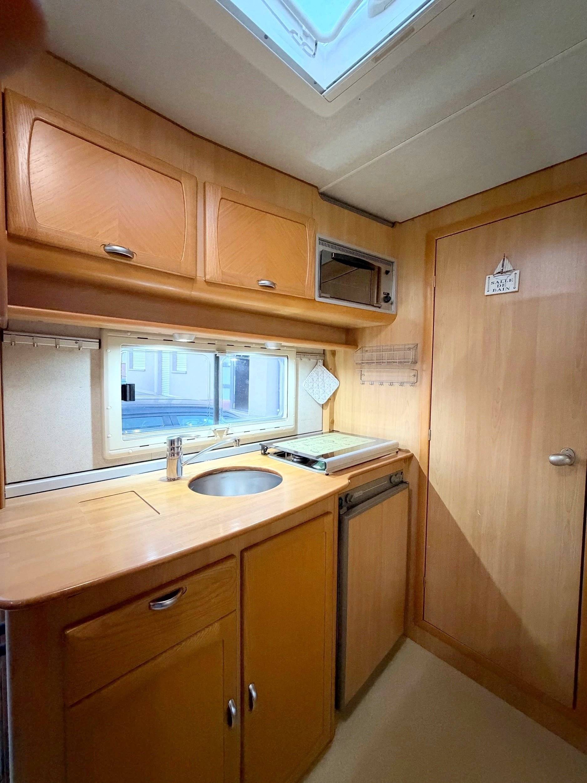 Elnagh 316 CDi 2700 157CV