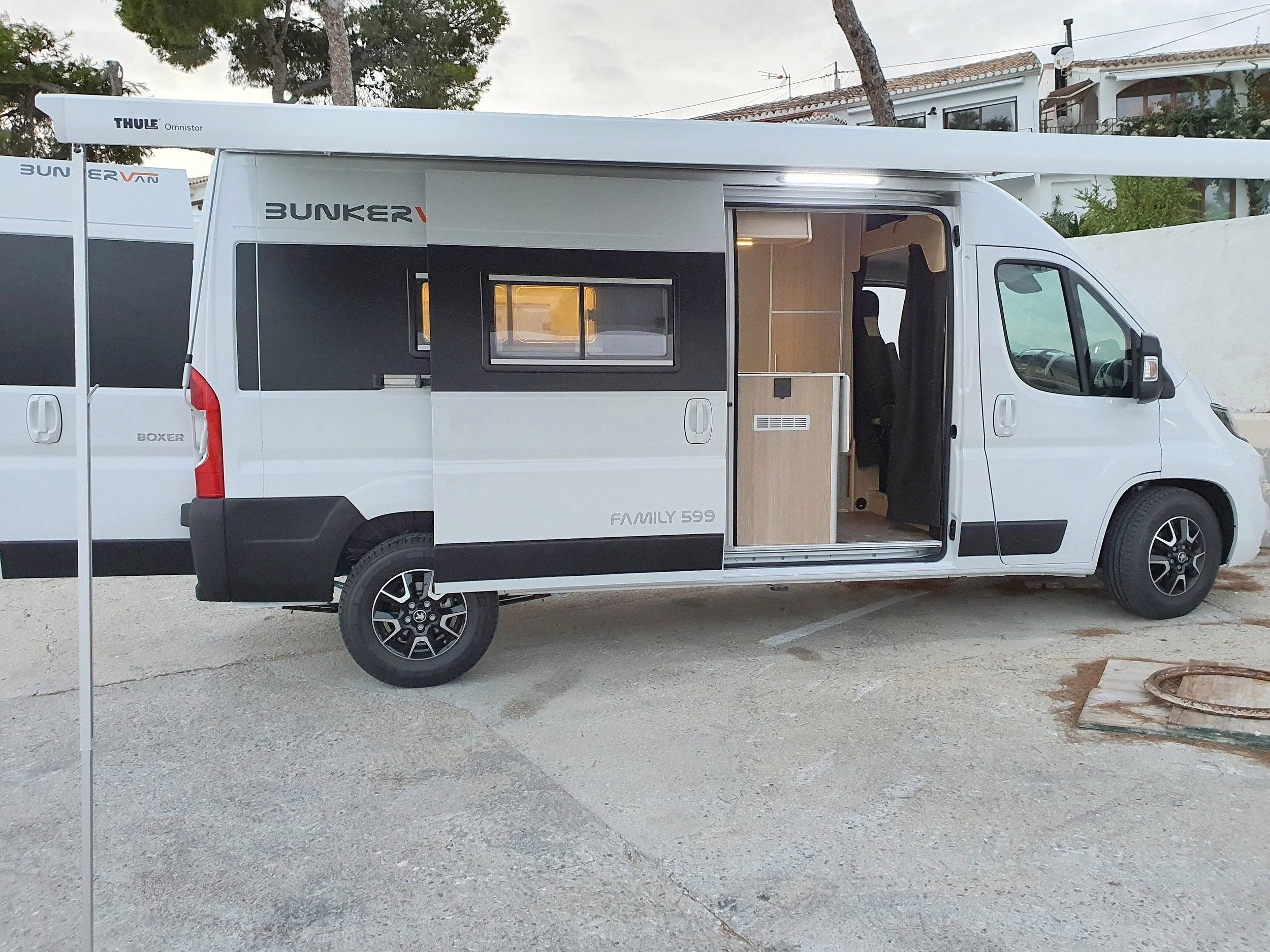 Bunkervan Family 599