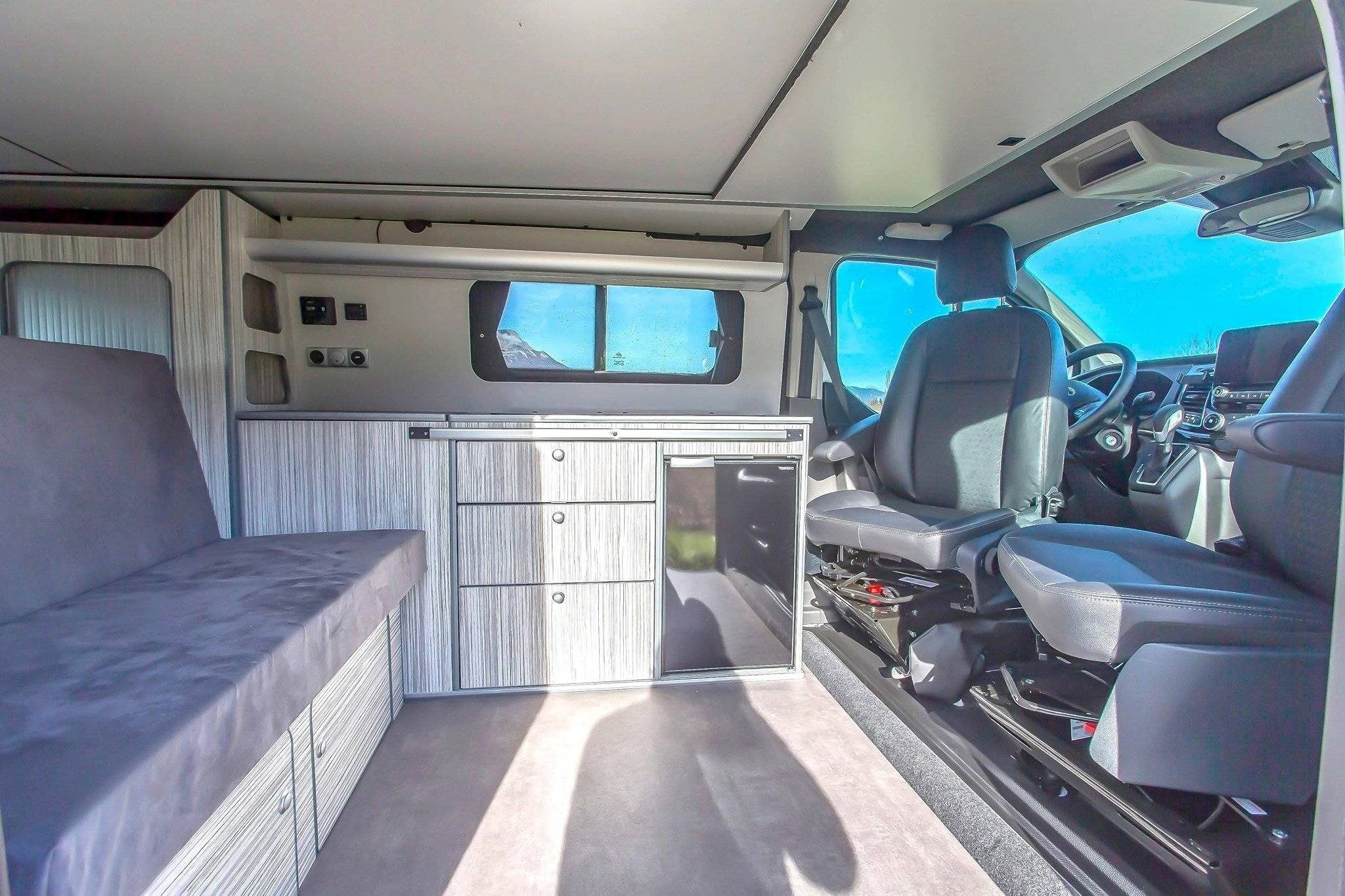 Ford Custom 2,2 l 130 ch