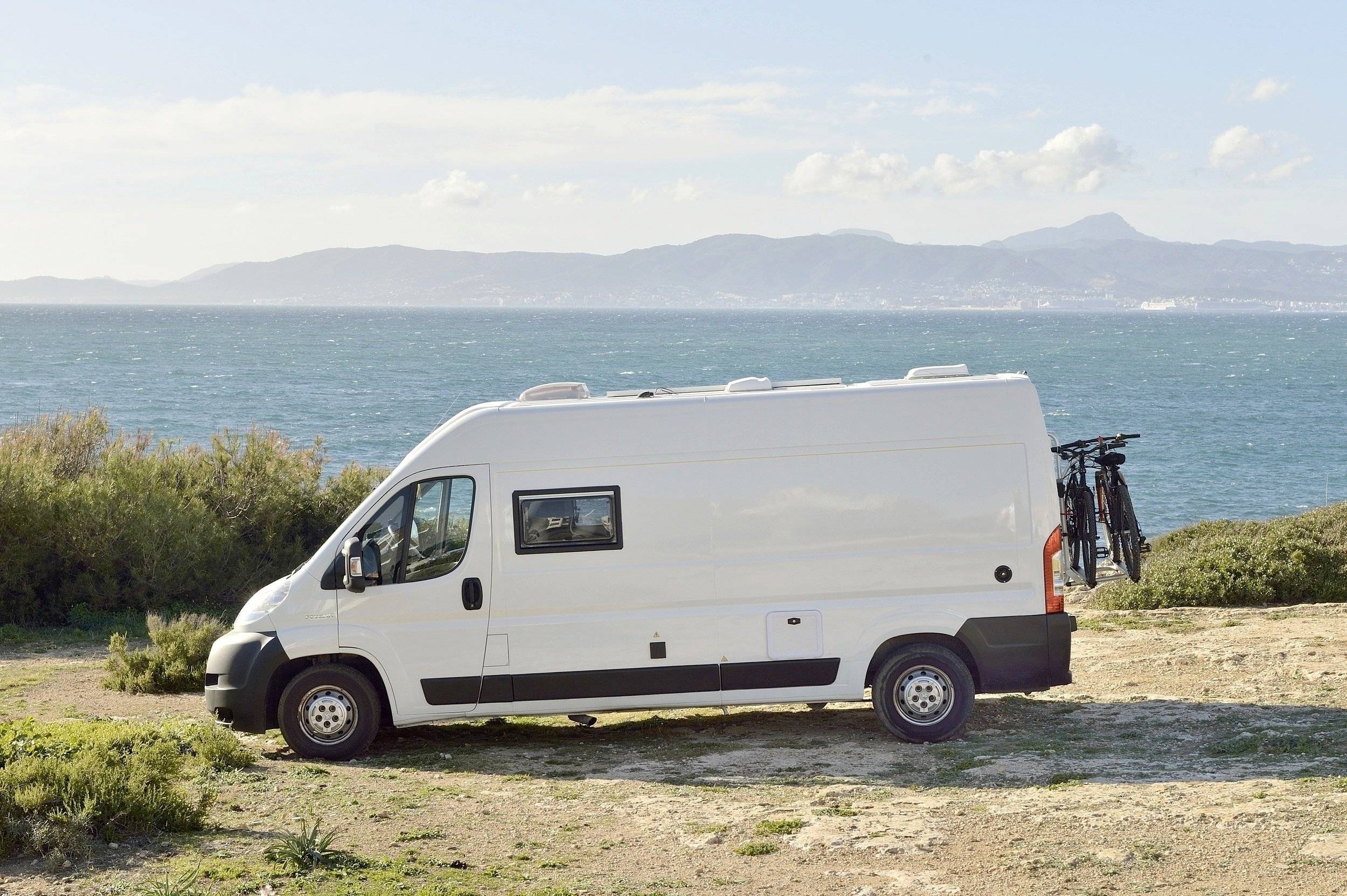 7955FXV  Boxer 3,0 HDI 160 ch