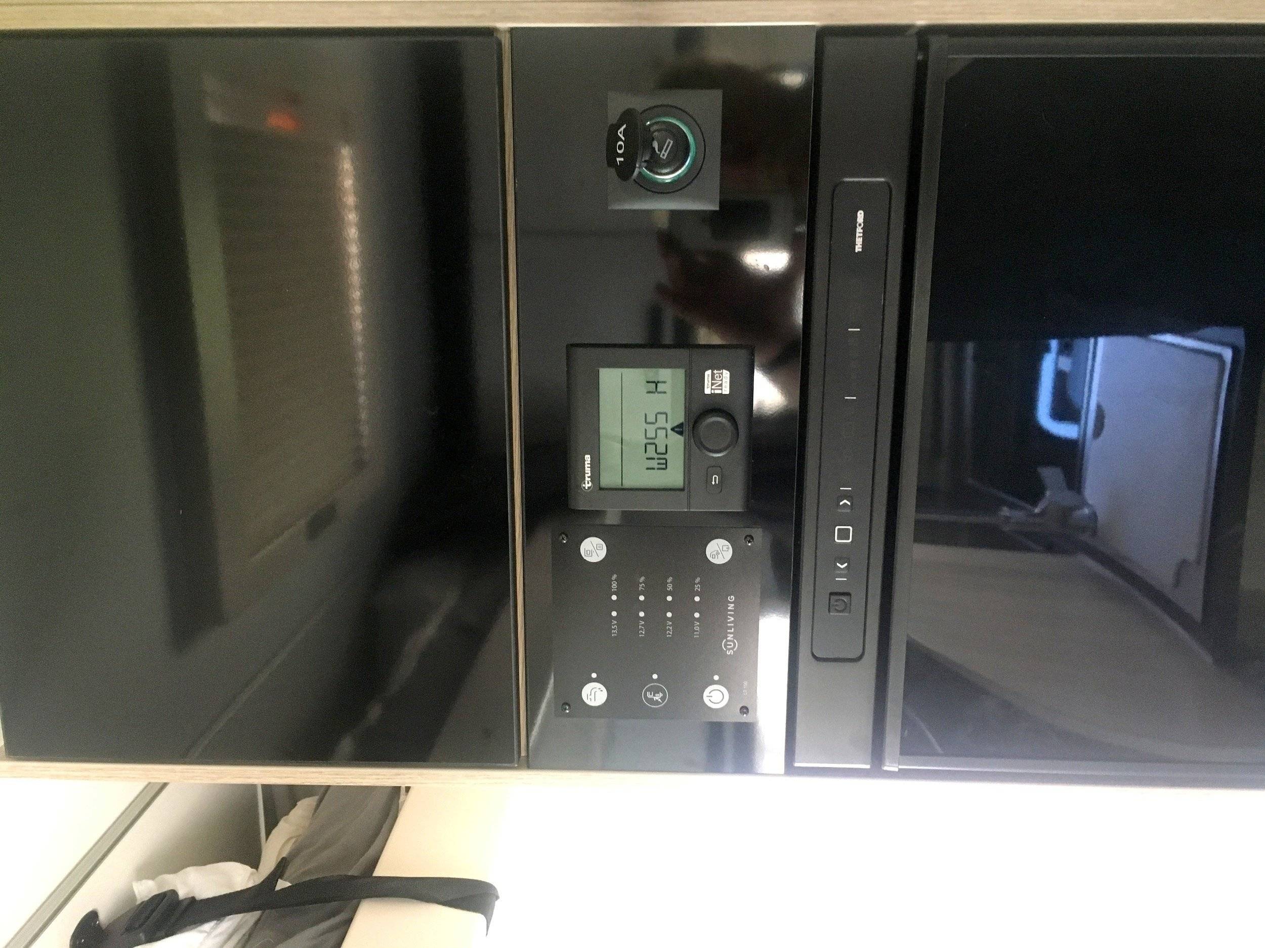 Adria Sunliving Sunliving SC75C