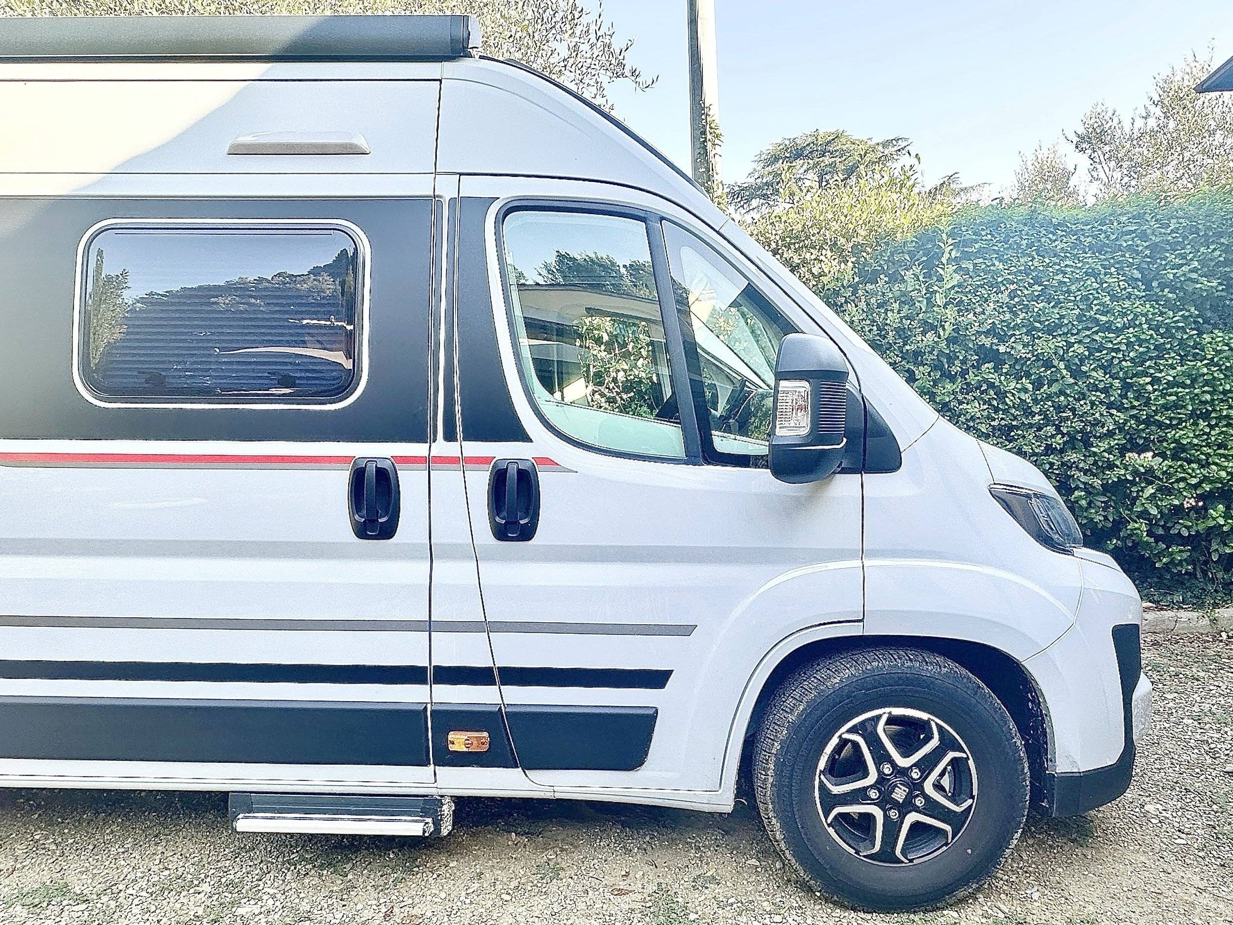 Adria Adria twin 640 sport SGX