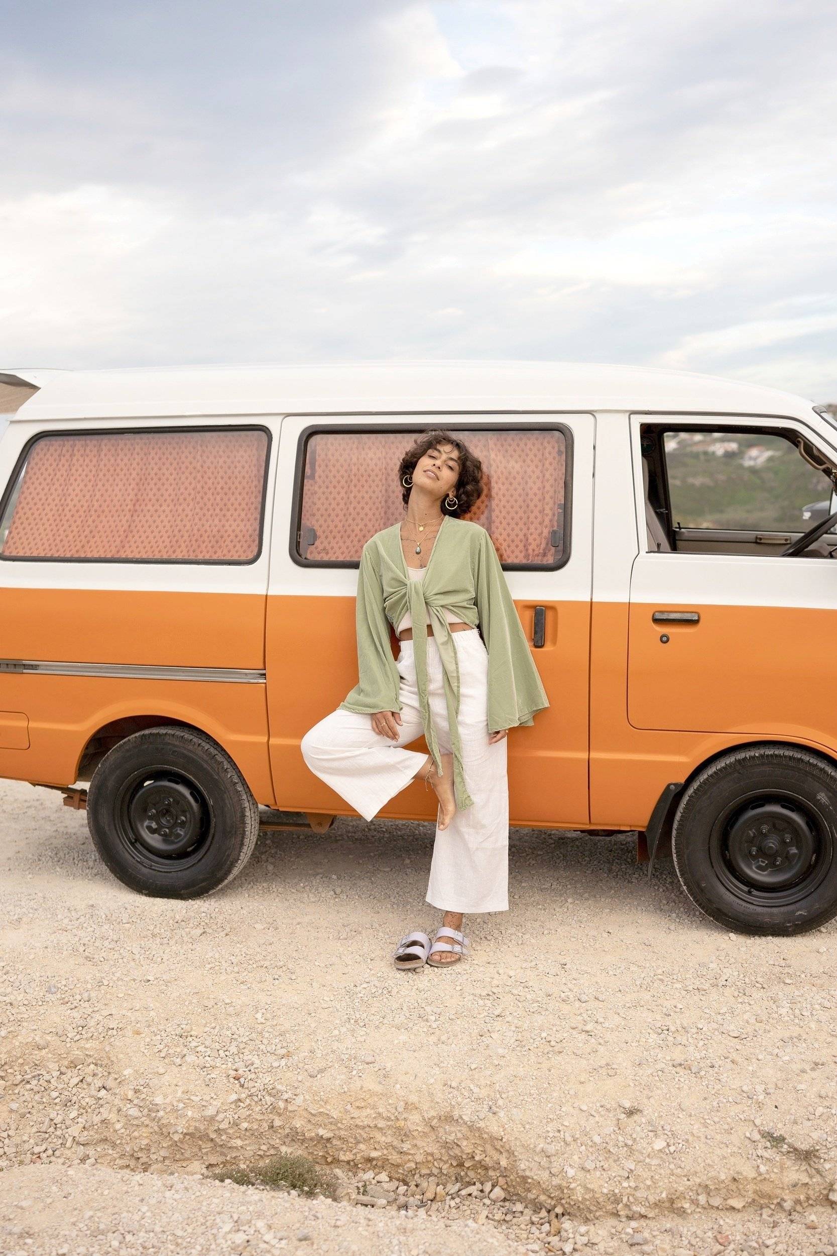 3 C Cartier/Brisebras Nissan Vanette