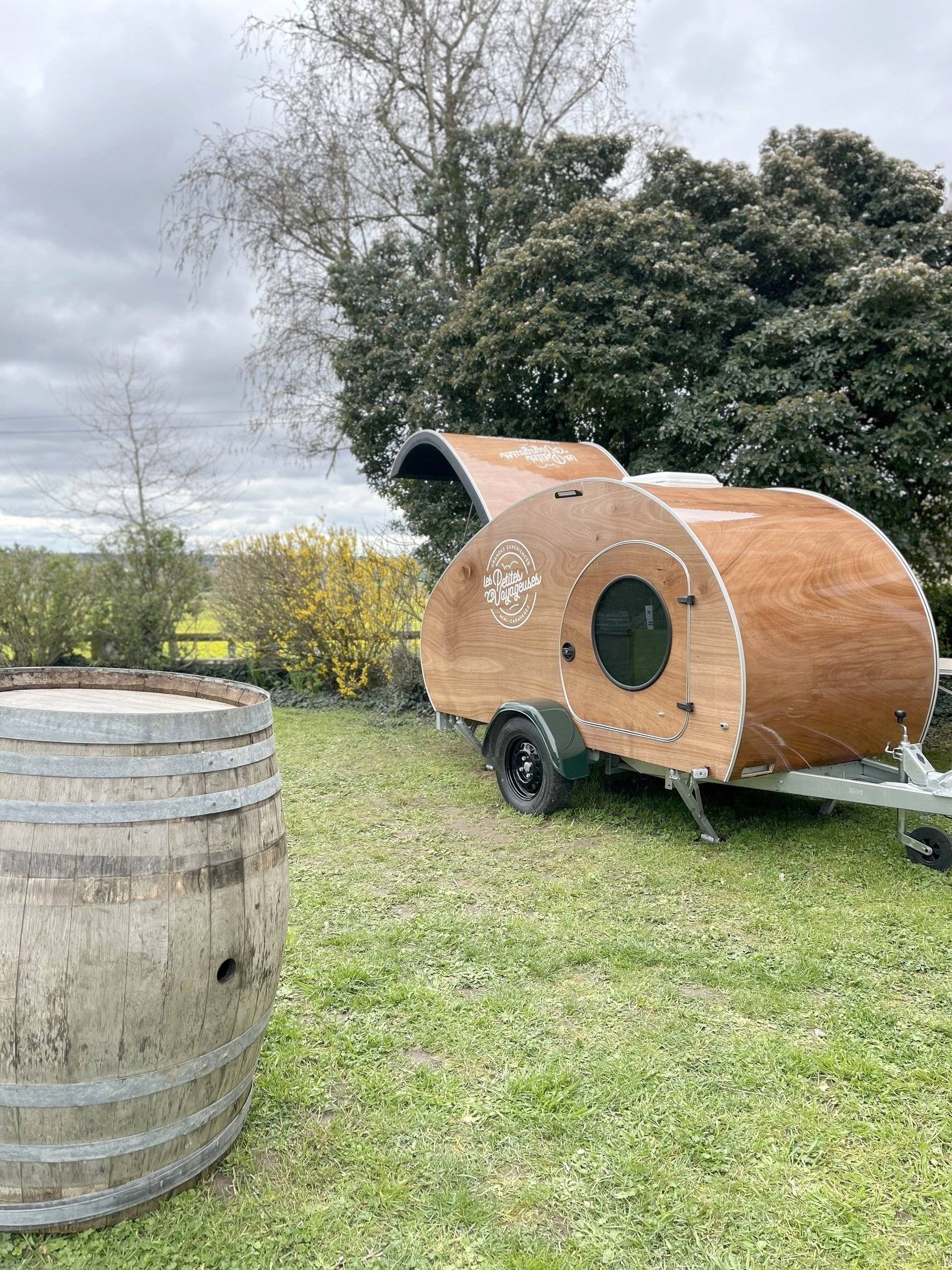 Les Petites Voyageuses  Les Petites Voyageuses