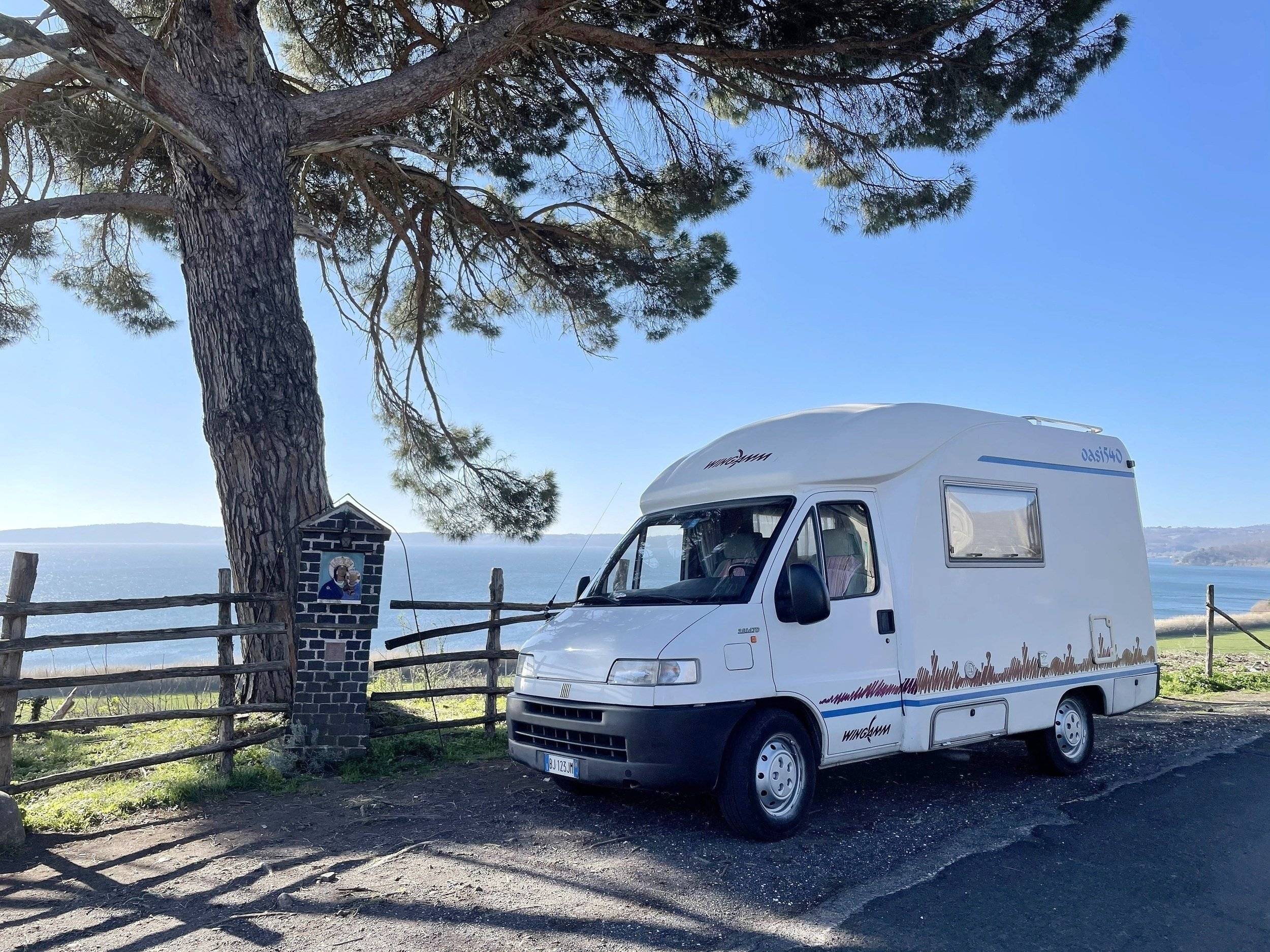Front view from 3/4 Fiat Ducato 2,8 l 115 ch/Al-Ko - Yescapa