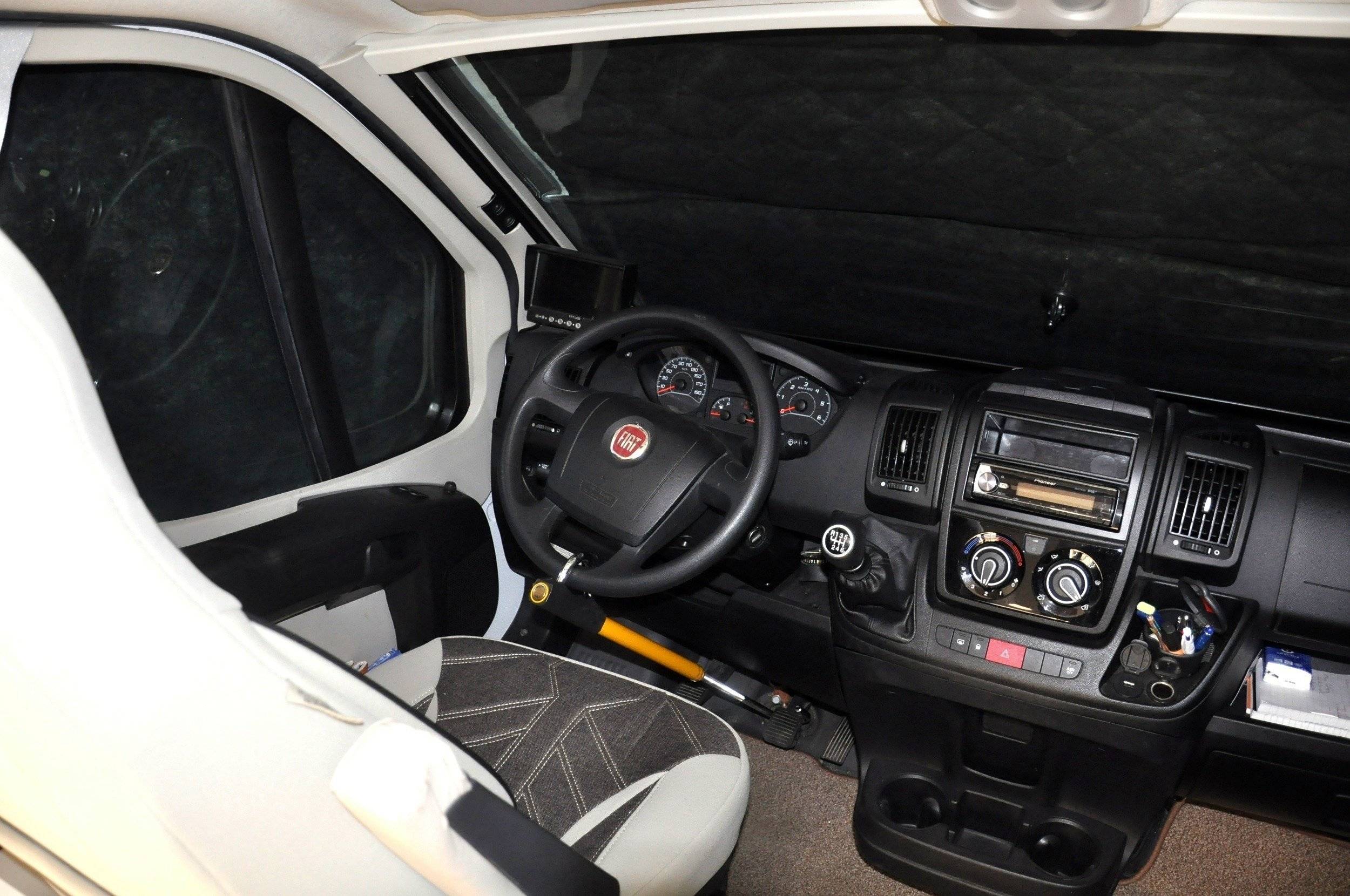 Pilote P706 G Essentiel