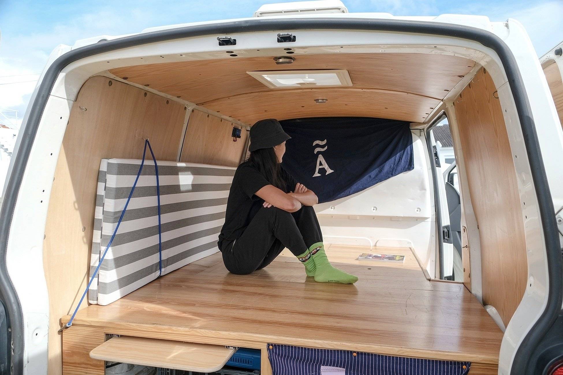 Slaapplaatsen Volkswagen Volkswagen Transporter - Yescapa