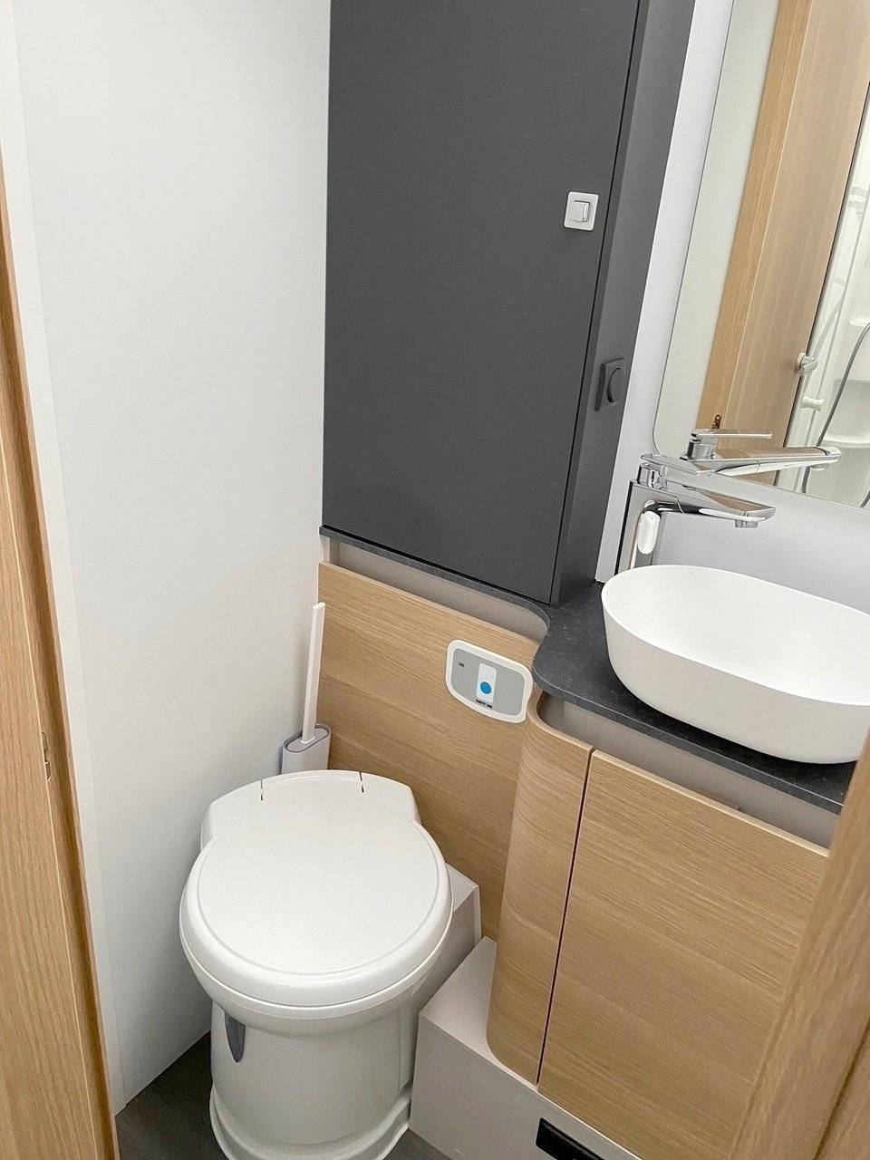 Adria Adria Matrix Axess 670 SL