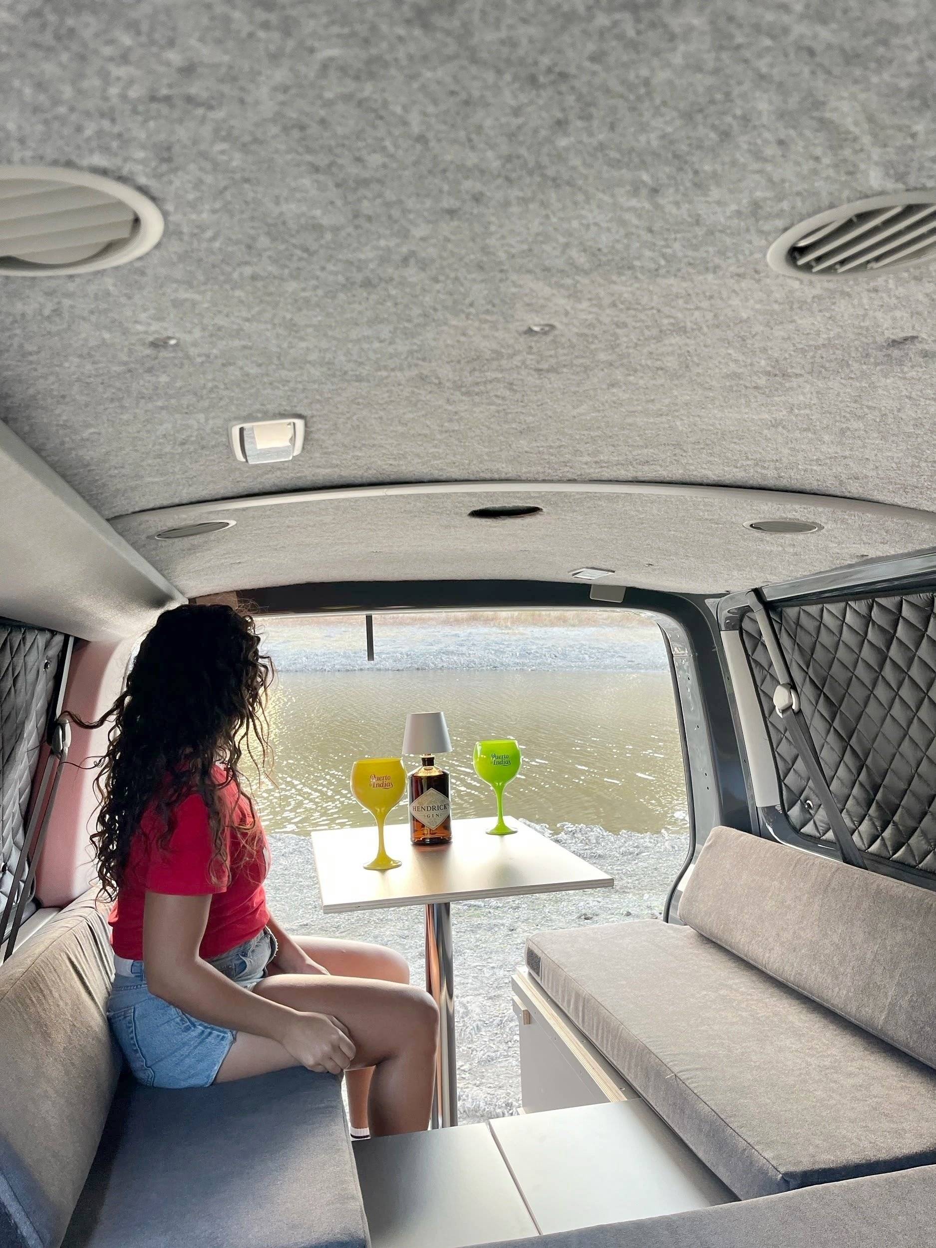 Coin repas Volkswagen Transporter T6 - Yescapa
