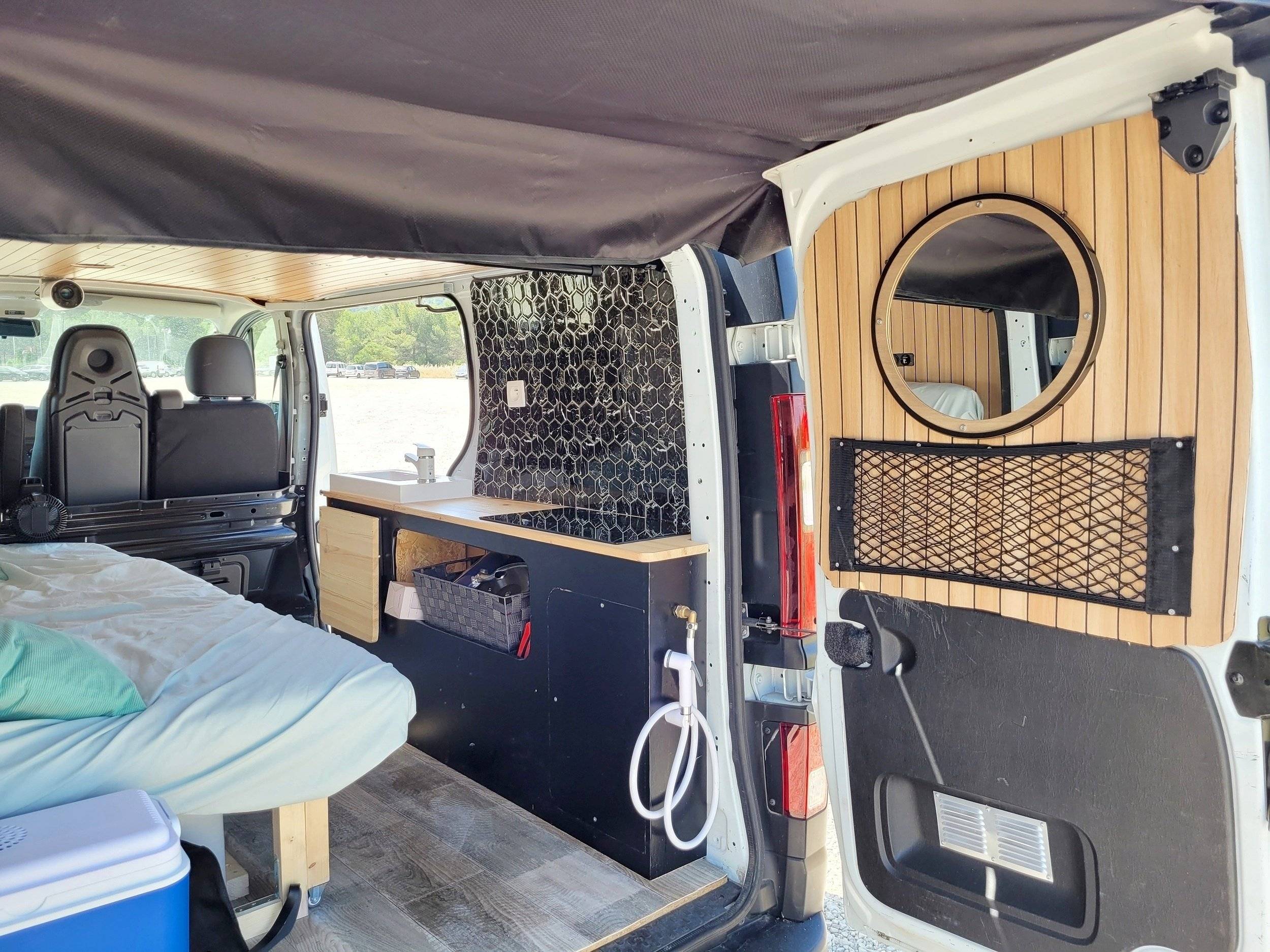 BJH RENAULT TRAFIC III 120 cv