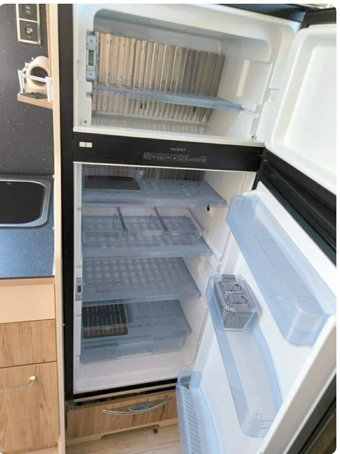 Bavaria T706 S