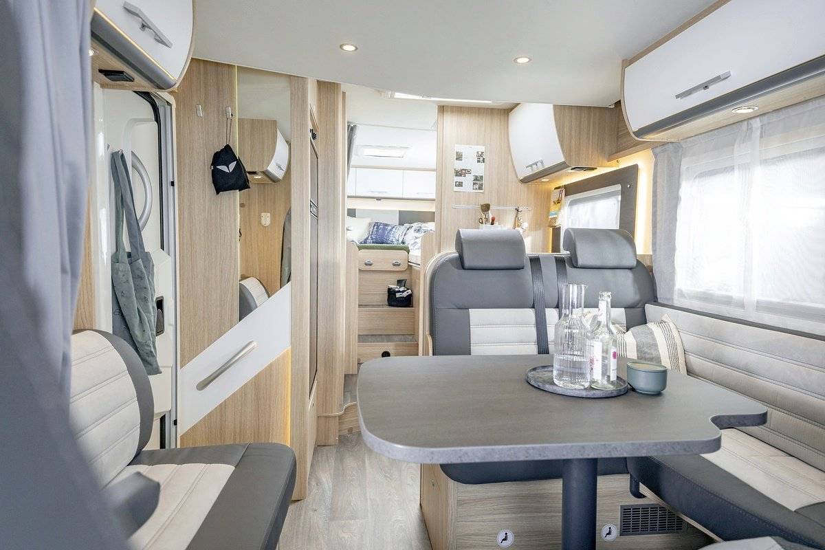 Coin repas Sunlight A 70 - Yescapa