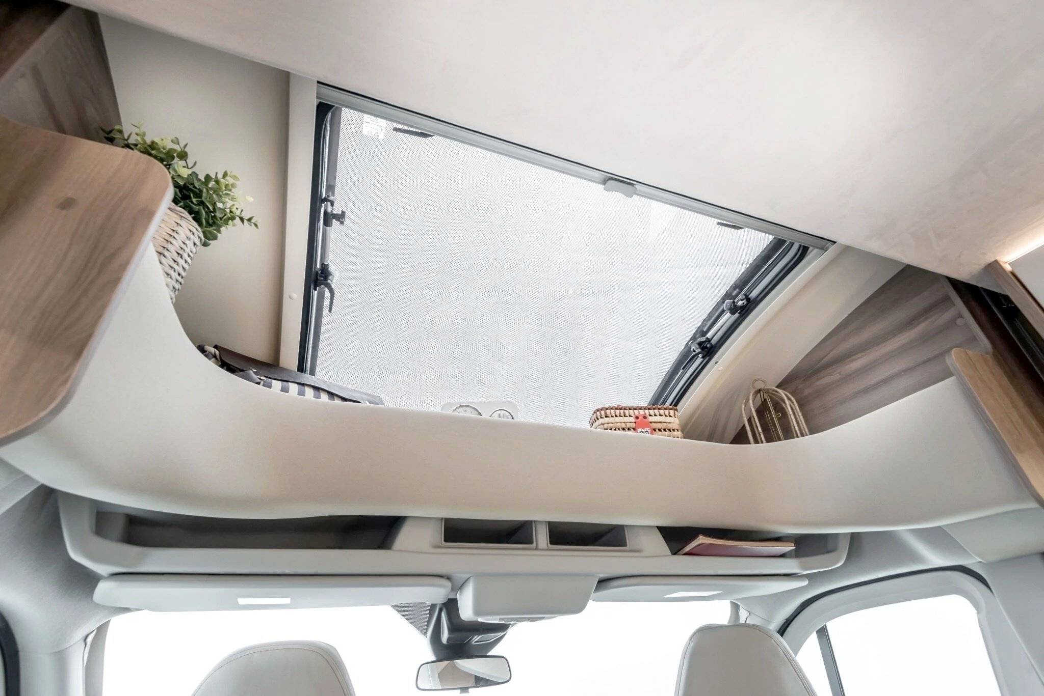 Schlafplätze Ford Transit 2,0 l 155 ch - Yescapa