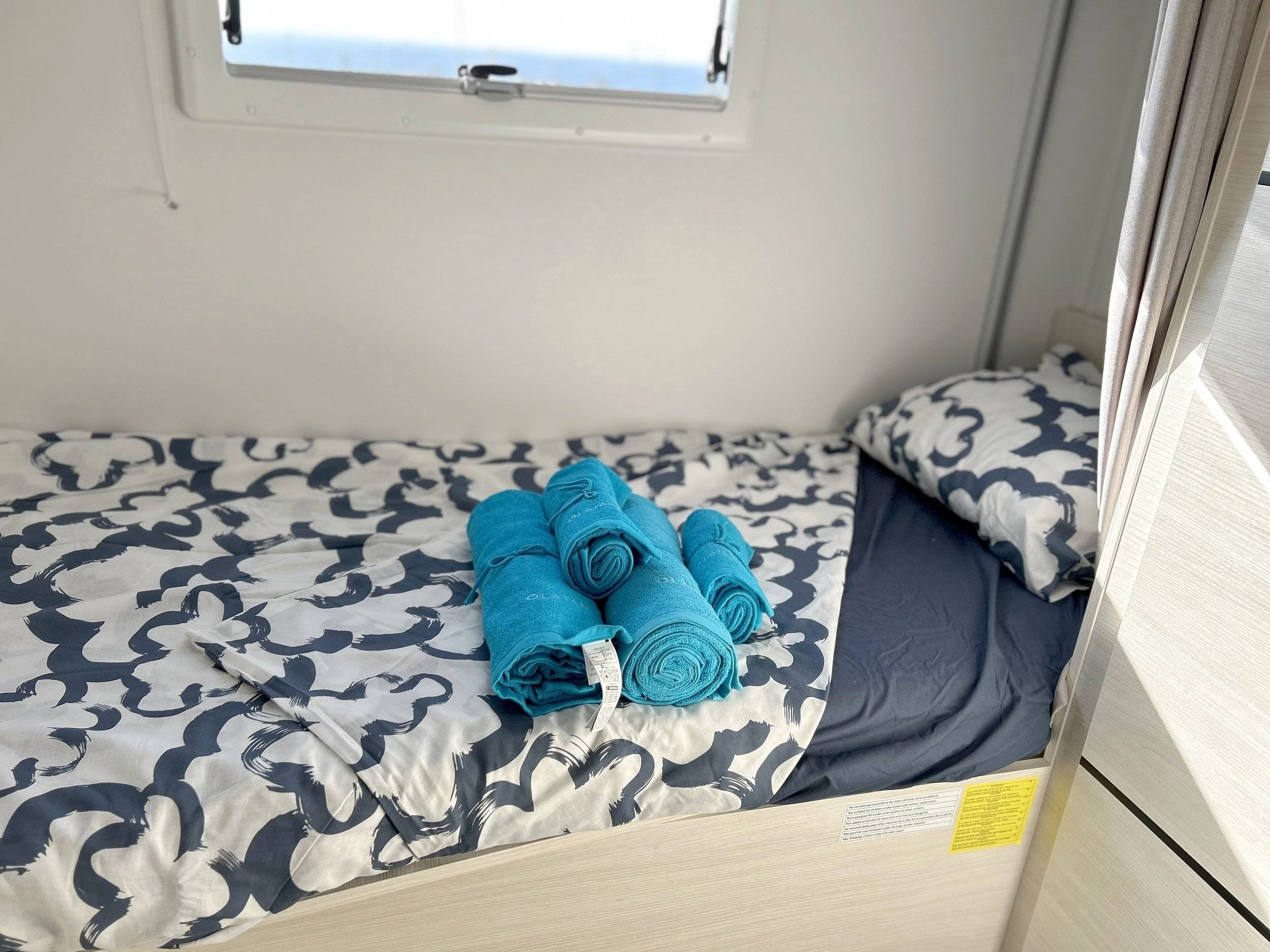 Challenger 380 GRAPHITE