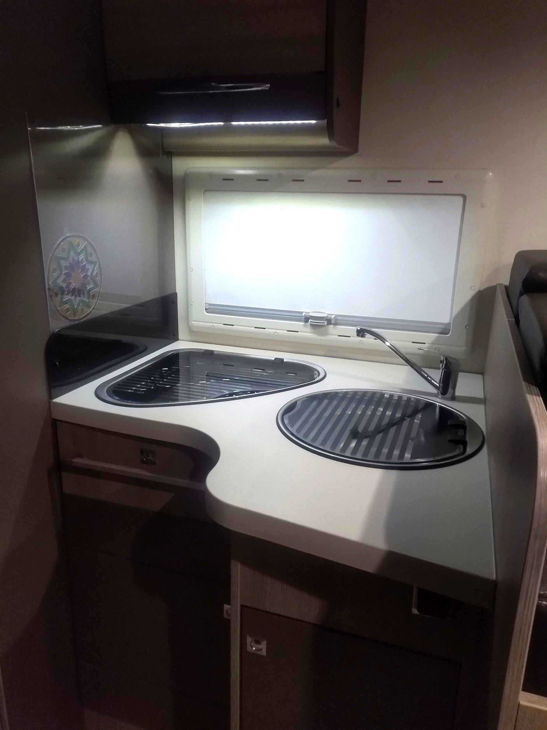 Challenger CHALLENGER GENESIS 33