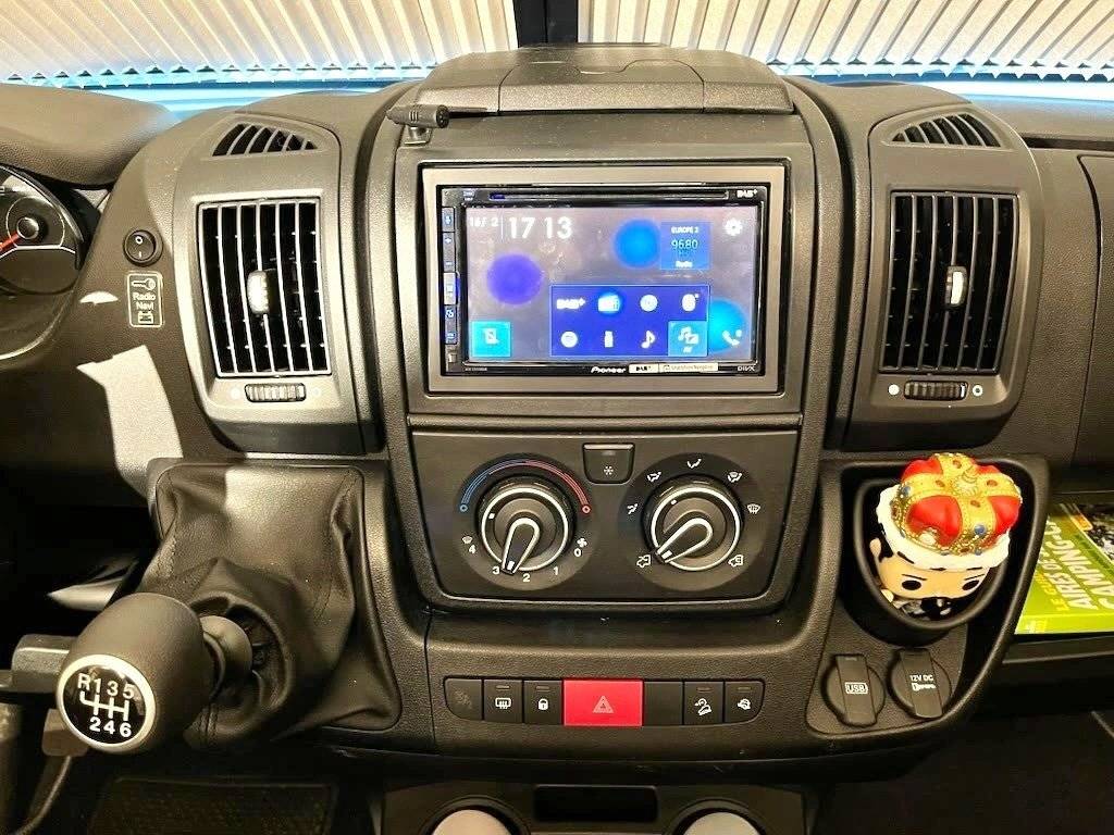 Bürstner Campeo Black Forest