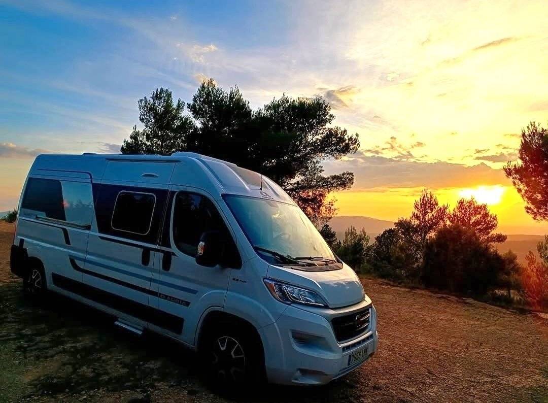 Adria Twin 600 SPB Family