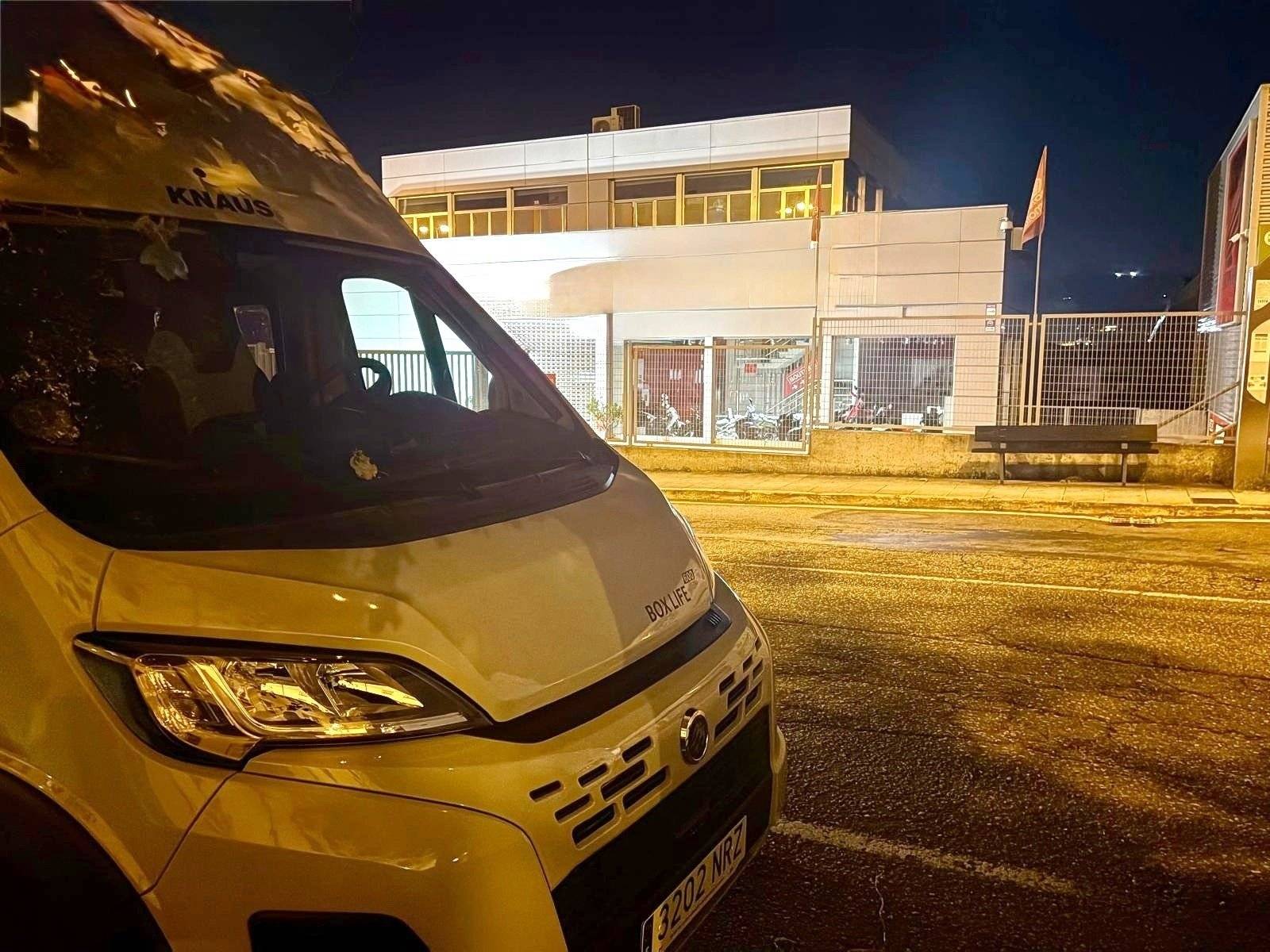 Vista del vehículo ángulo delantero Fiat Ducato - Yescapa