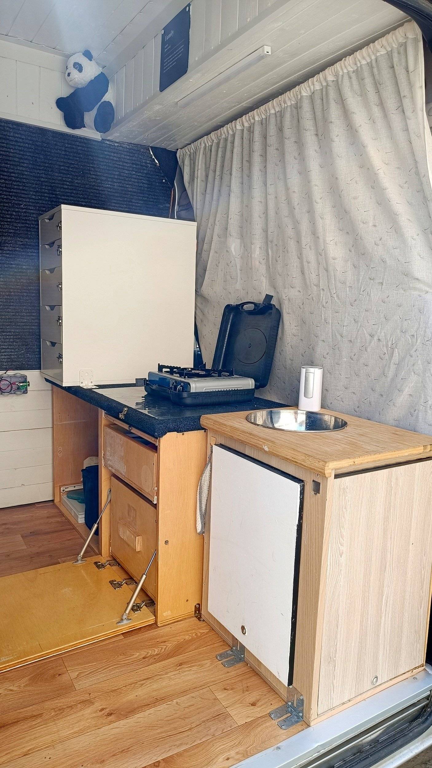 Kitchen Ford Ford - Yescapa