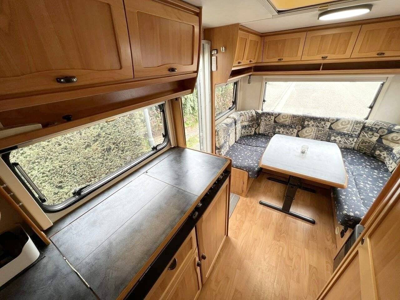 Dinette  - Yescapa