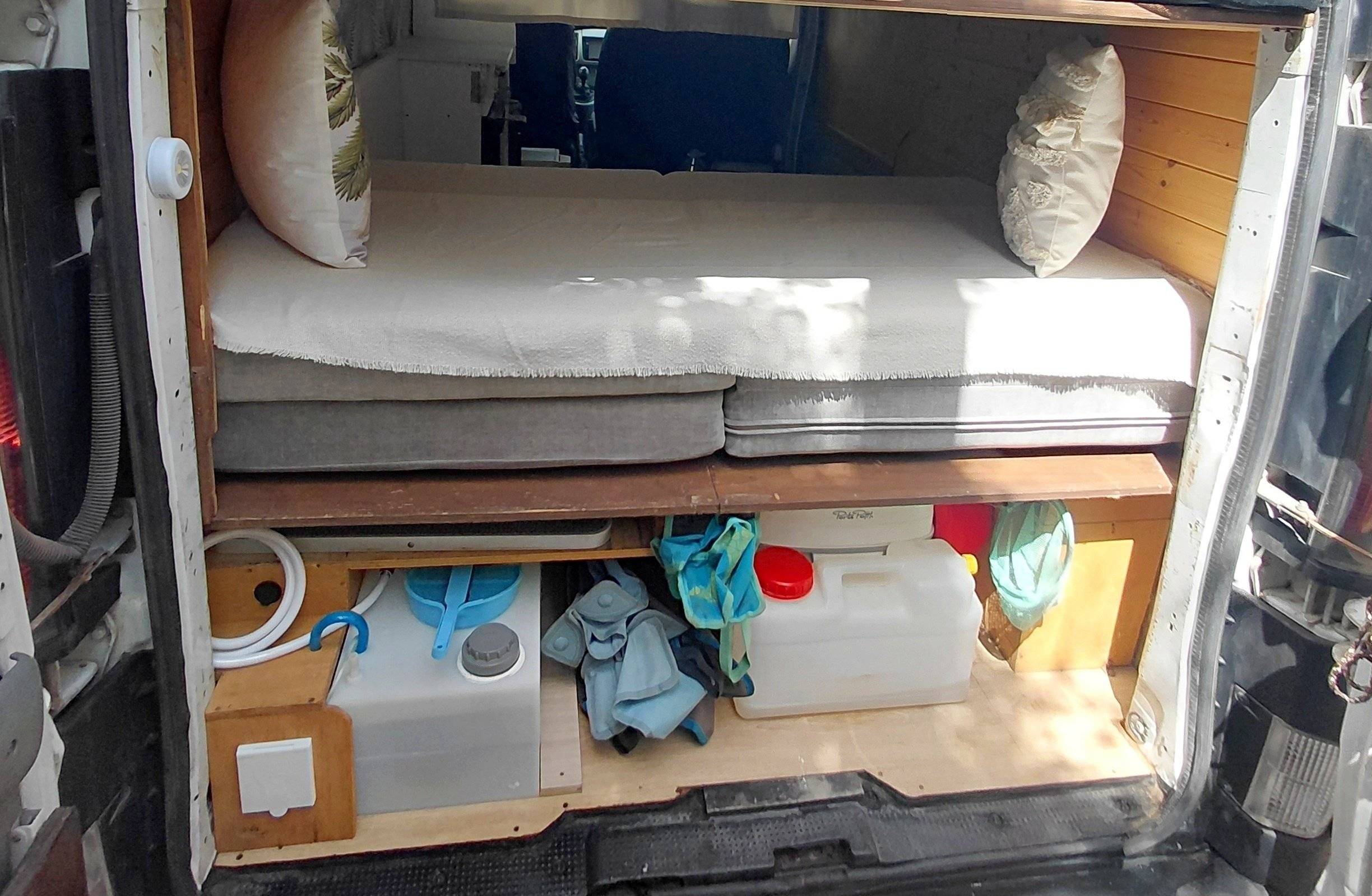 Camper Track opel vivaro L1h2