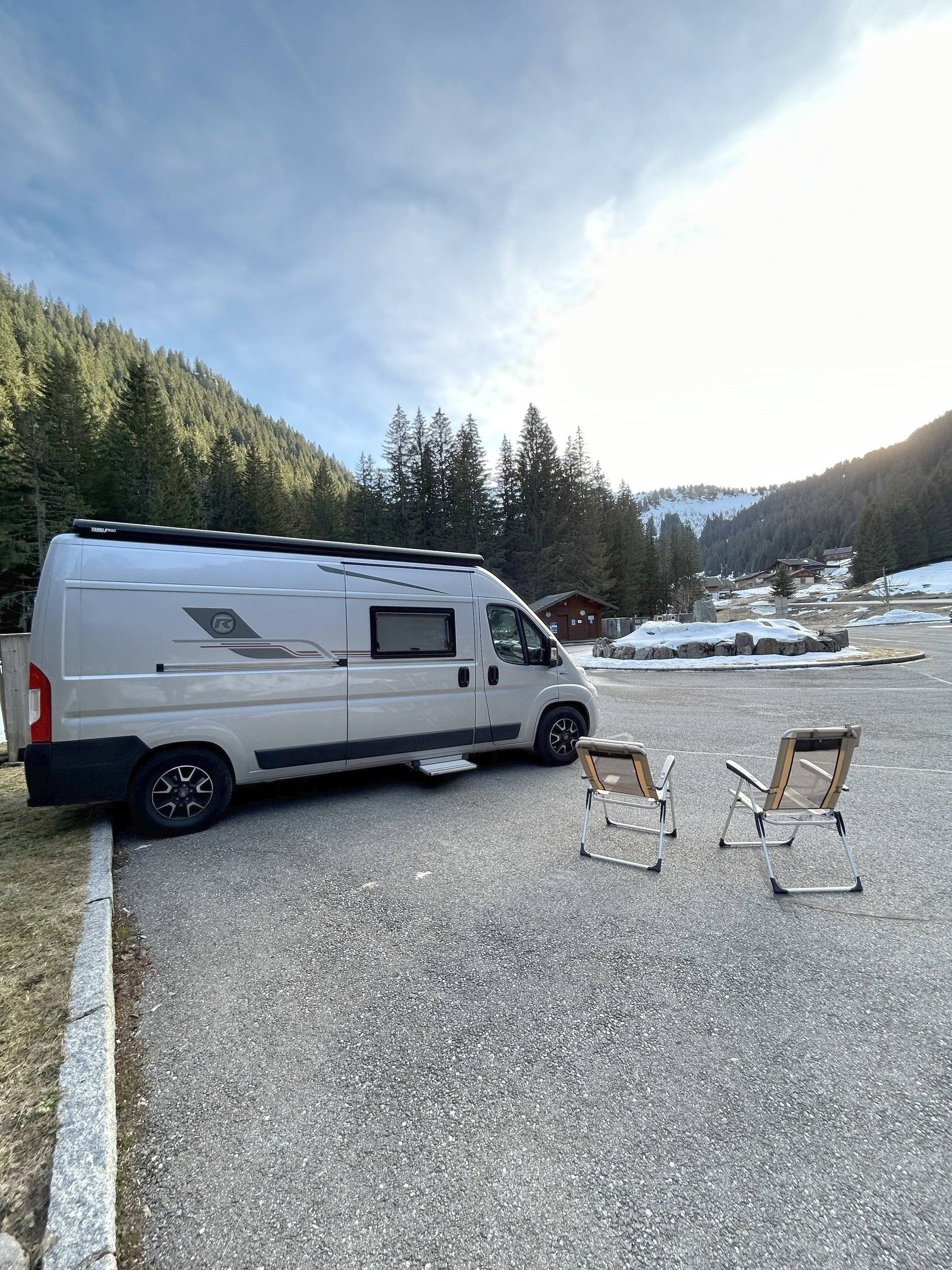 Challenger 2,3 l 130 ch