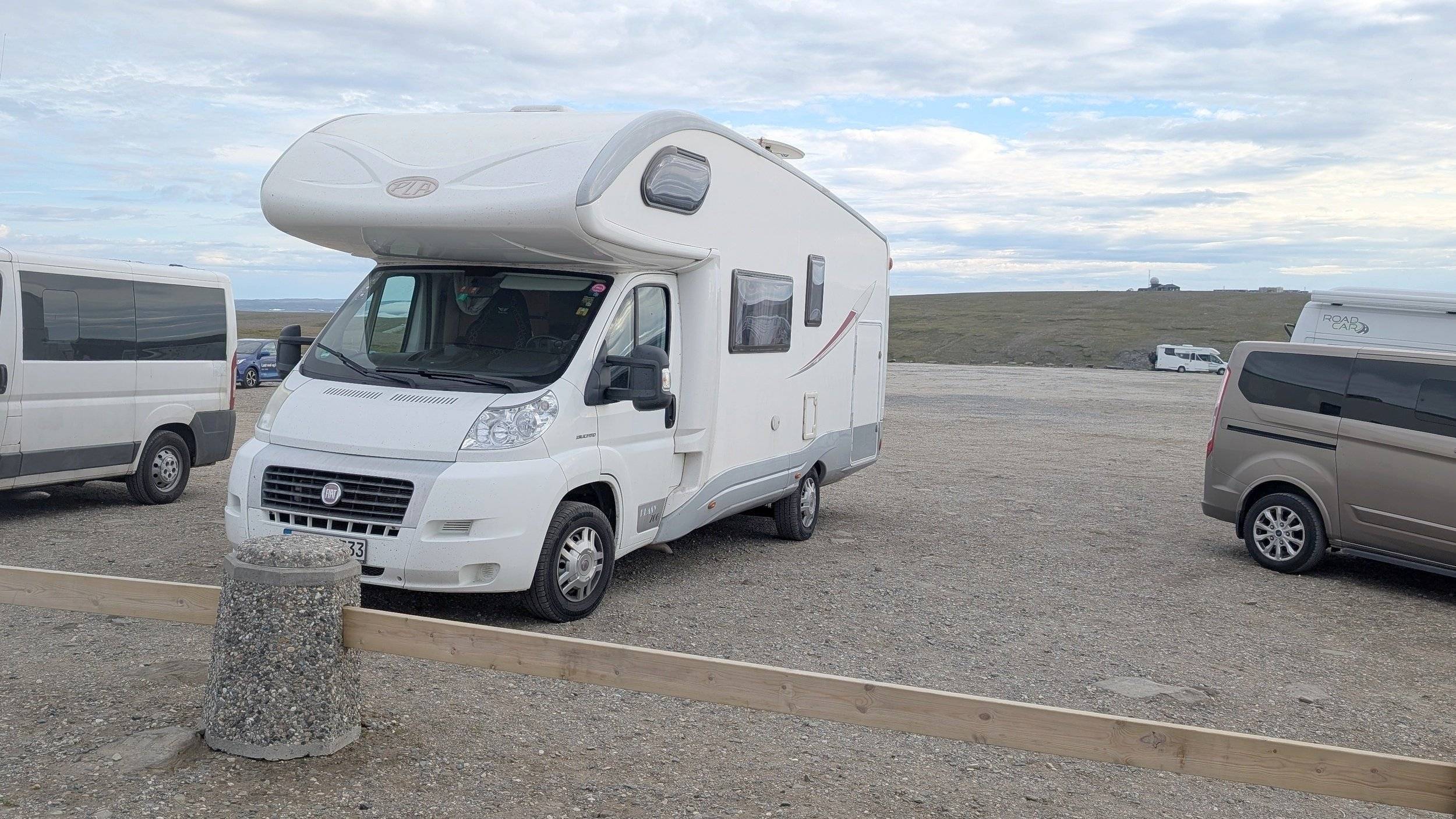 Front view from 3/4 Fiat Ducato 2,3 130 ch - Yescapa