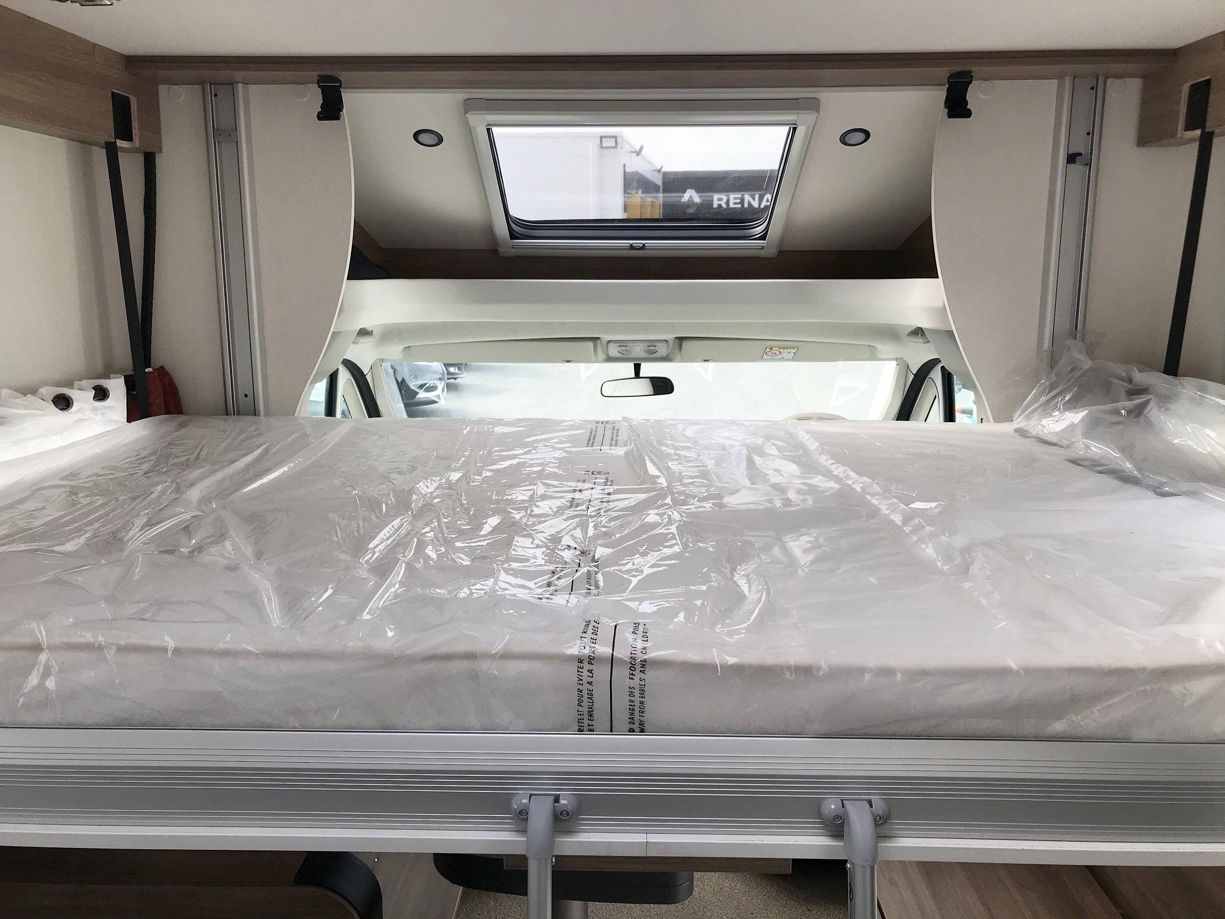 Pilote P746 ESSENTIEL