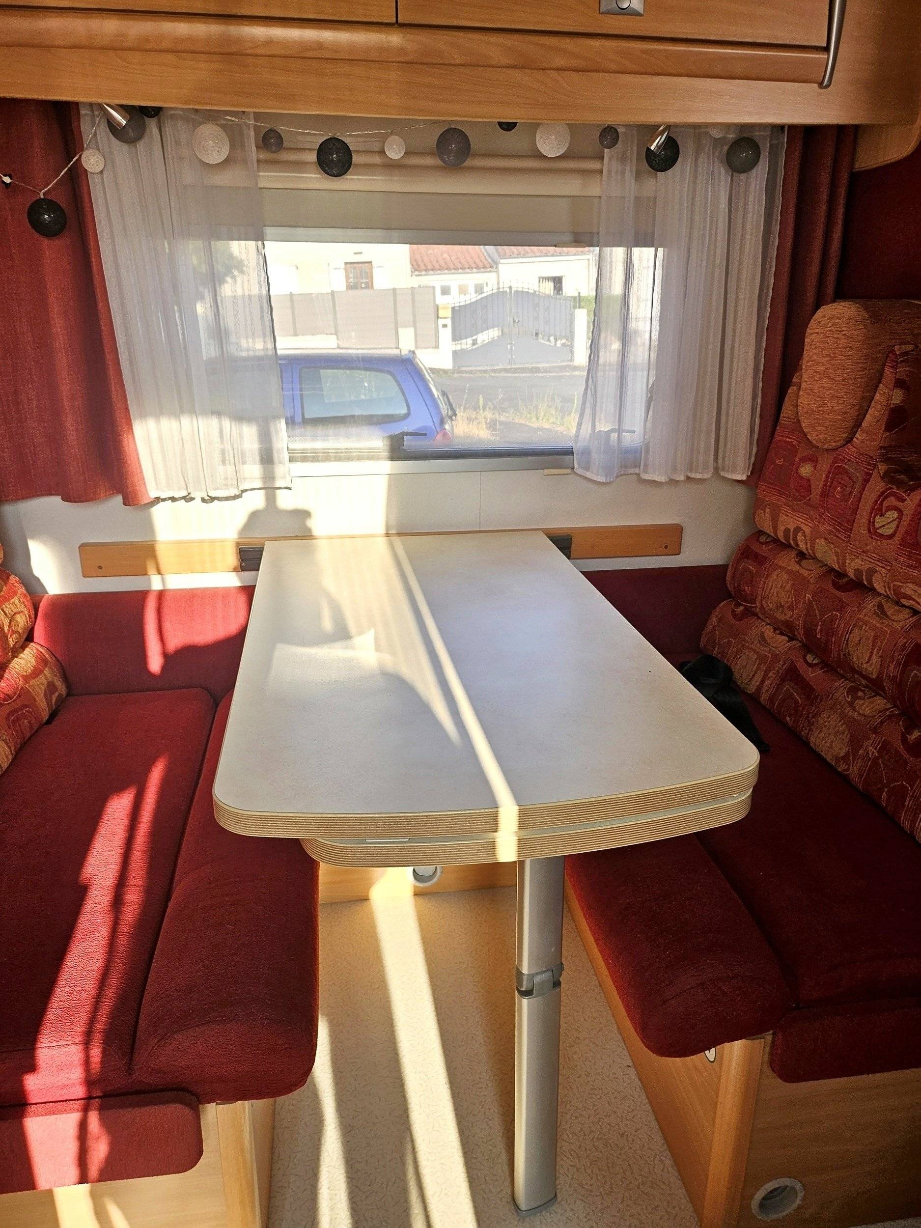 Comedor Ford - Yescapa