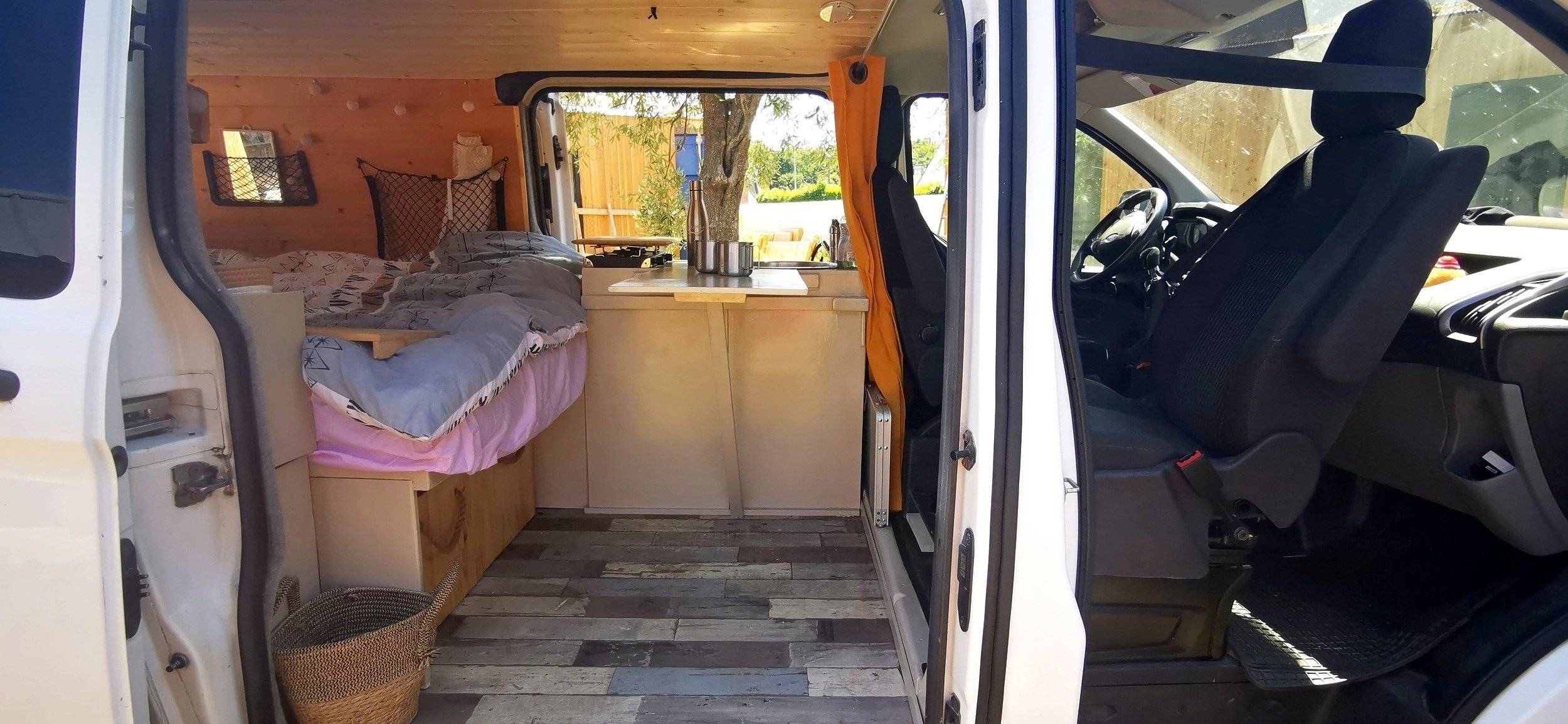 A Z System Ford Transit Custom