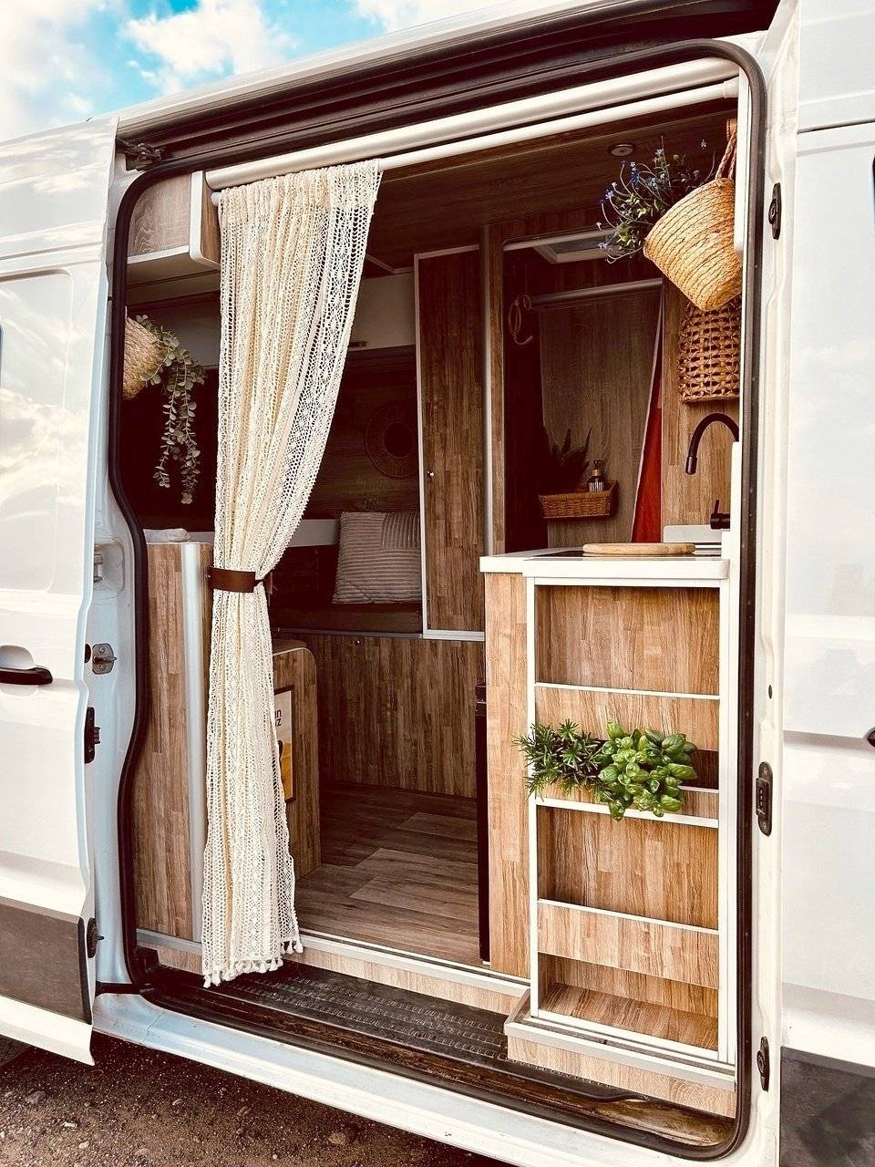 Volkswagen Crafter Campervan