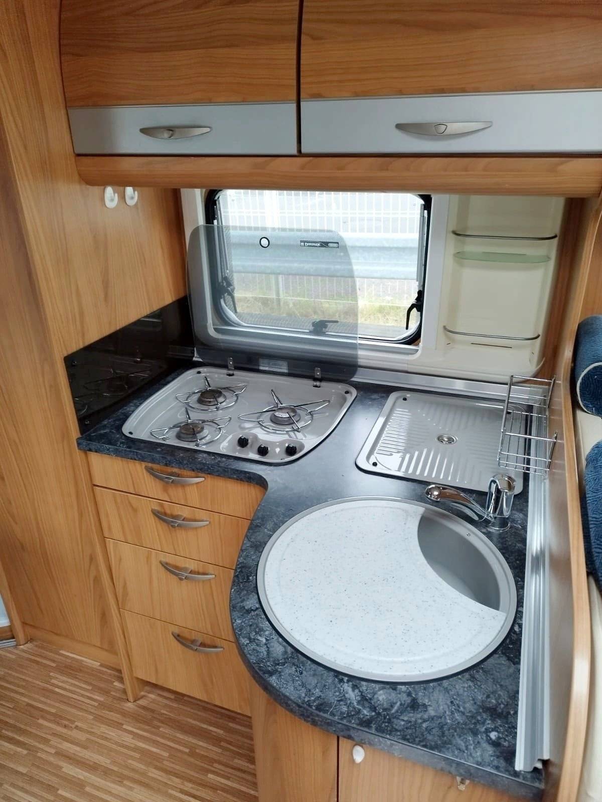 Bürstner Aviano 684