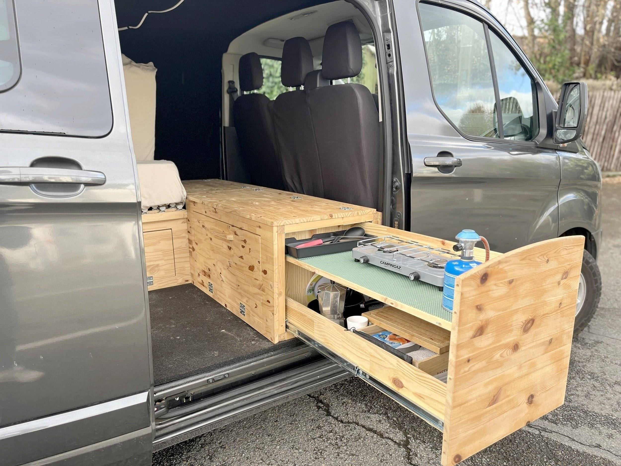 Ford Custom 2,2 l 125 ch