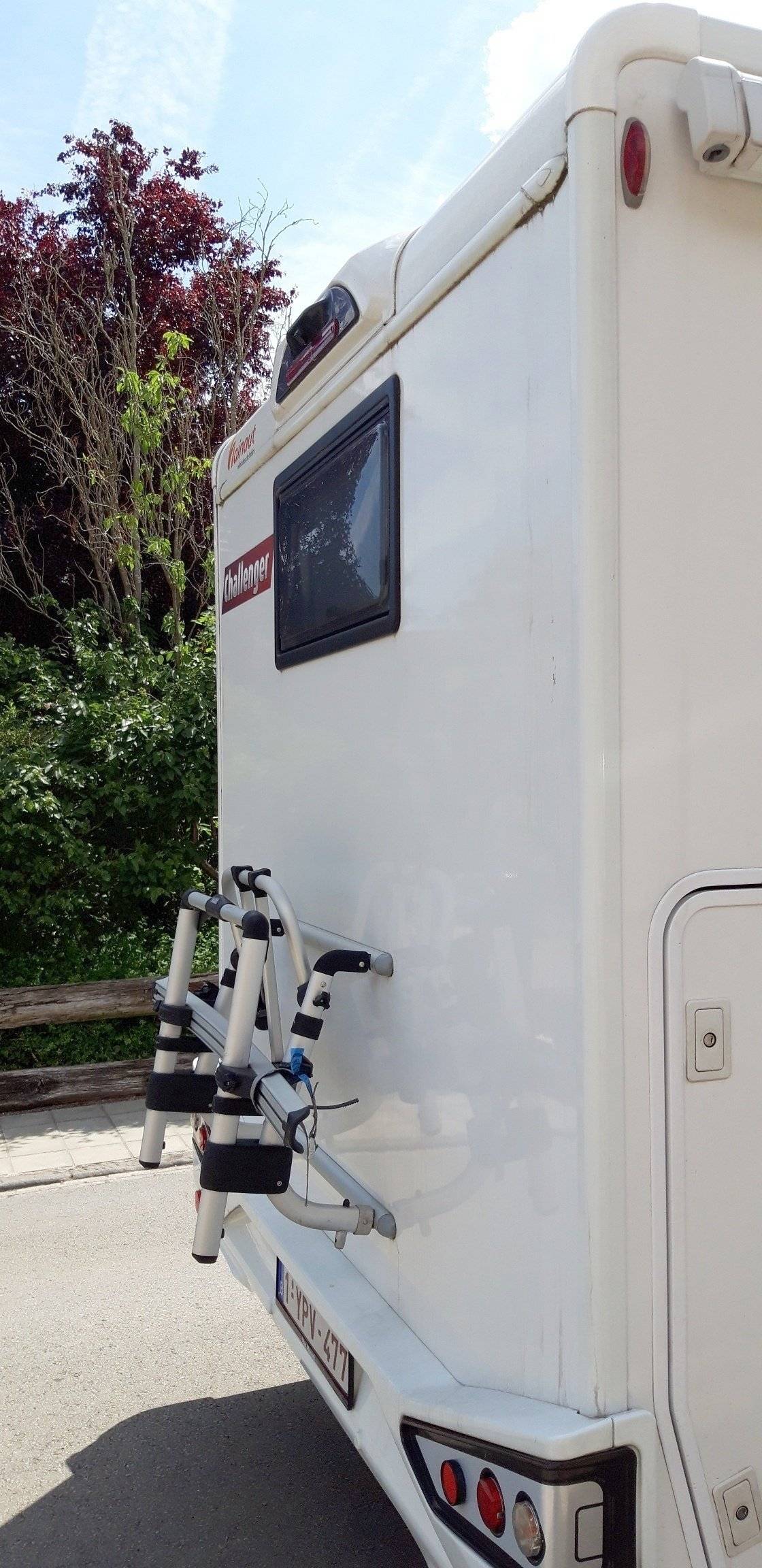 Challenger Quartz 380