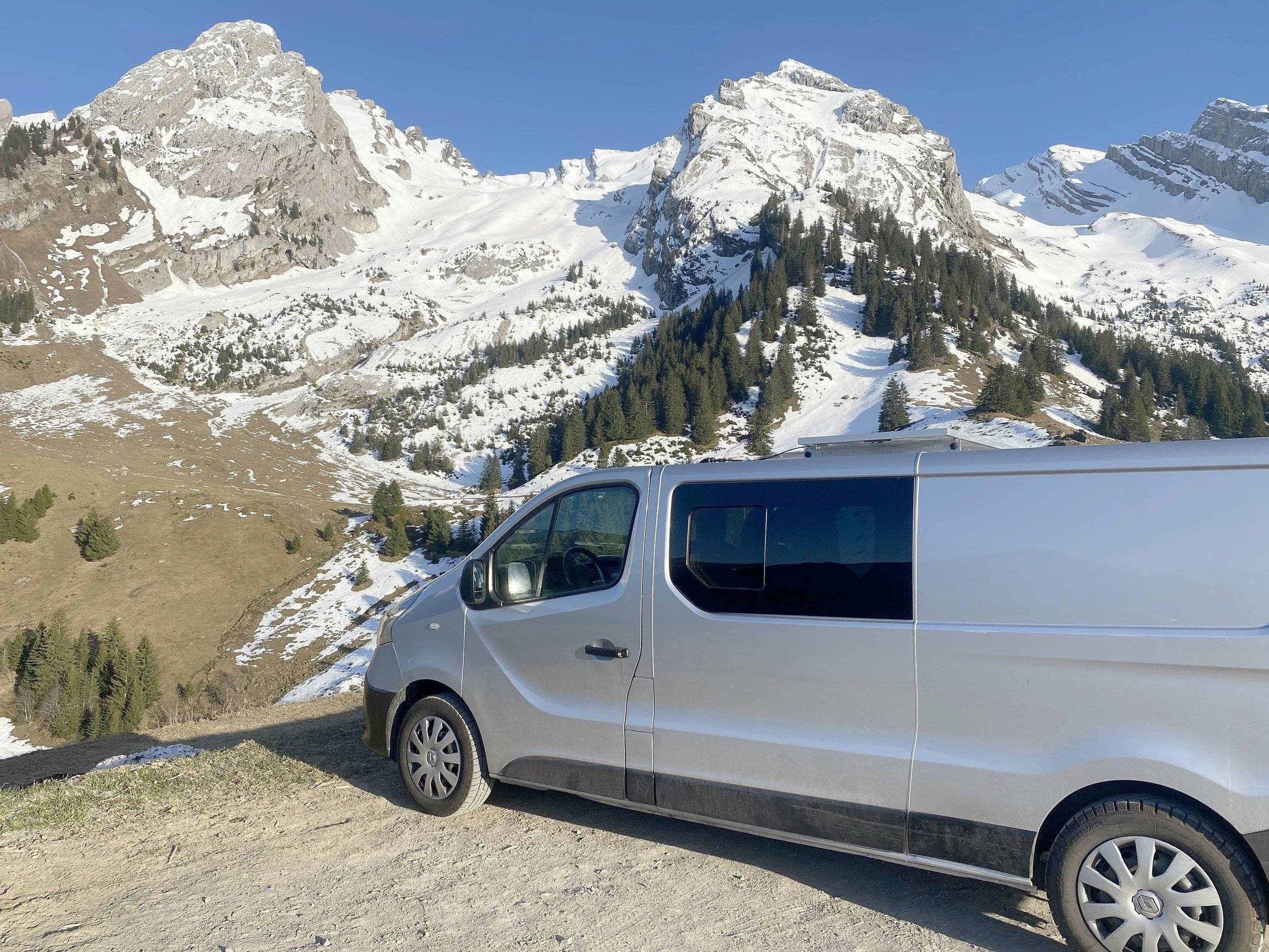 Renault Trafic L2H1 2 l 120 ch