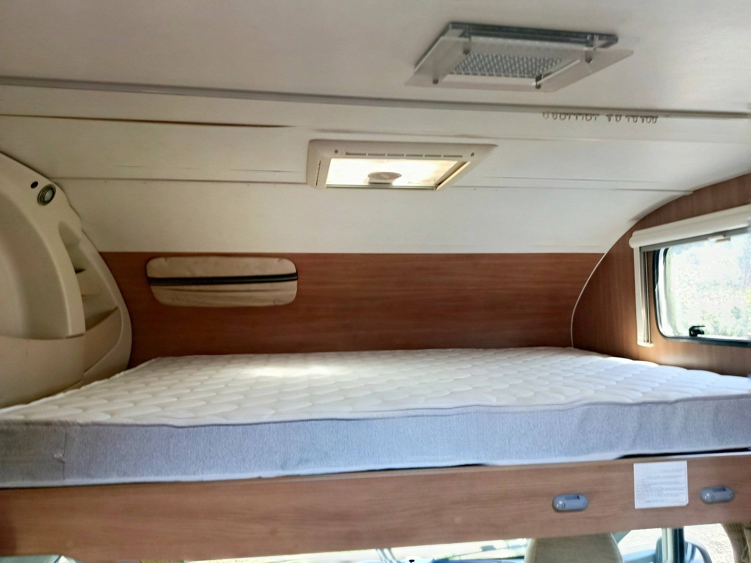 Berth Fiat 2,3 l 130 ch - Yescapa