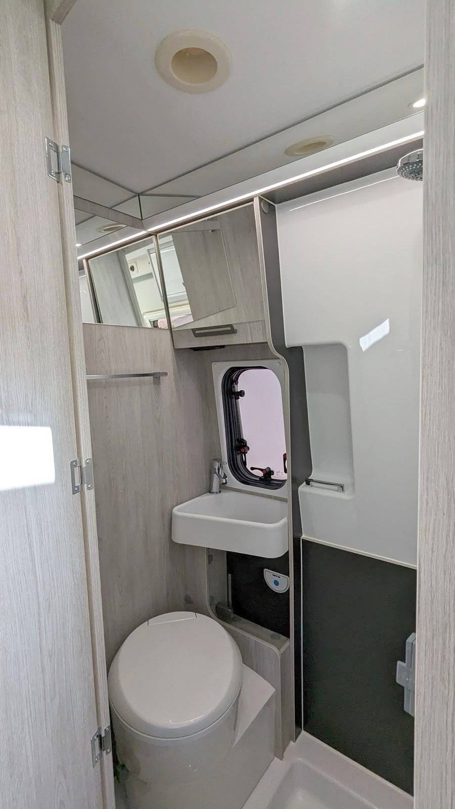 Bad / Toilette Citroën Citroën - Yescapa
